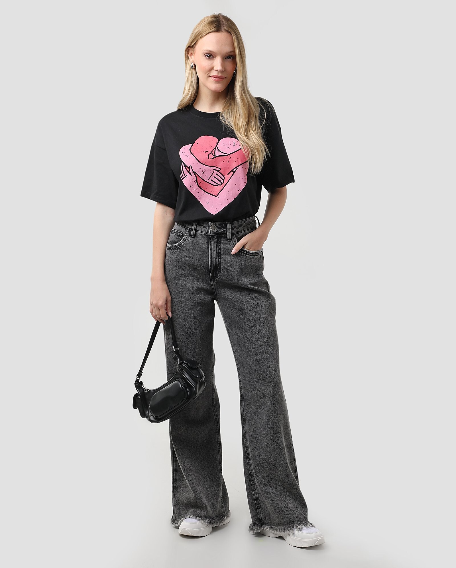 Camiseta oversized manga curta festival Salve o Sul preta | Riachuelo — foto 4
