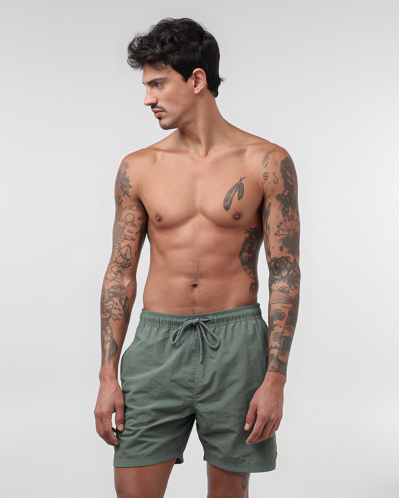 Short água masculino liso com amarração - Verde