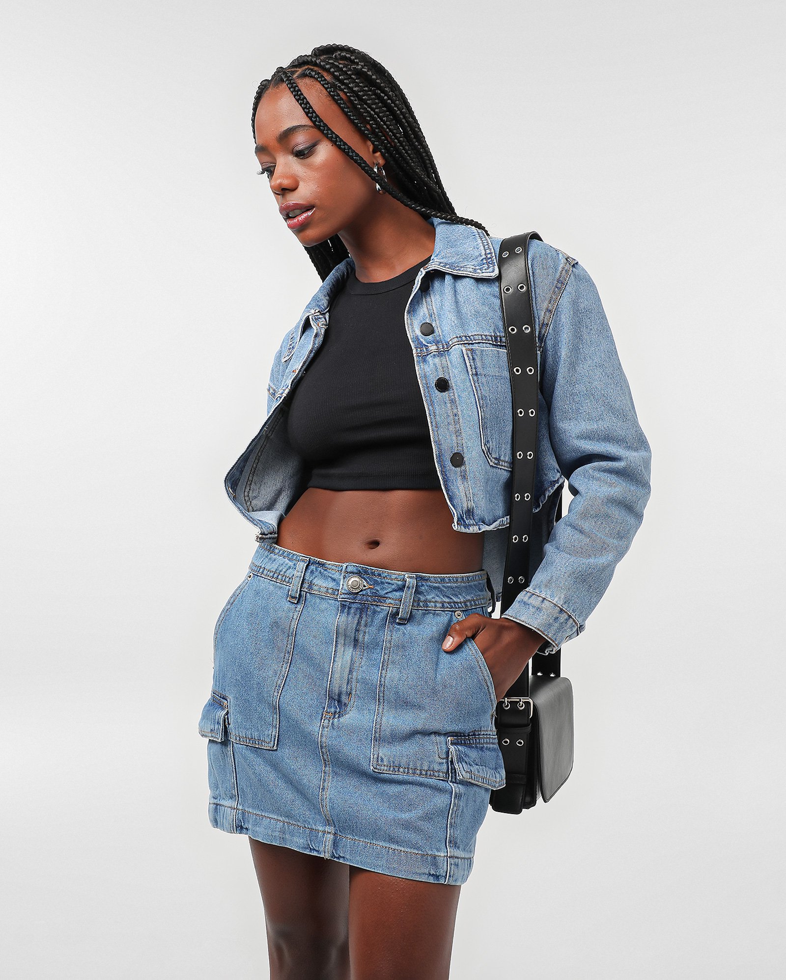 Mini saia sarja cargo cintura média - Jeans Médio | Pool Jeans