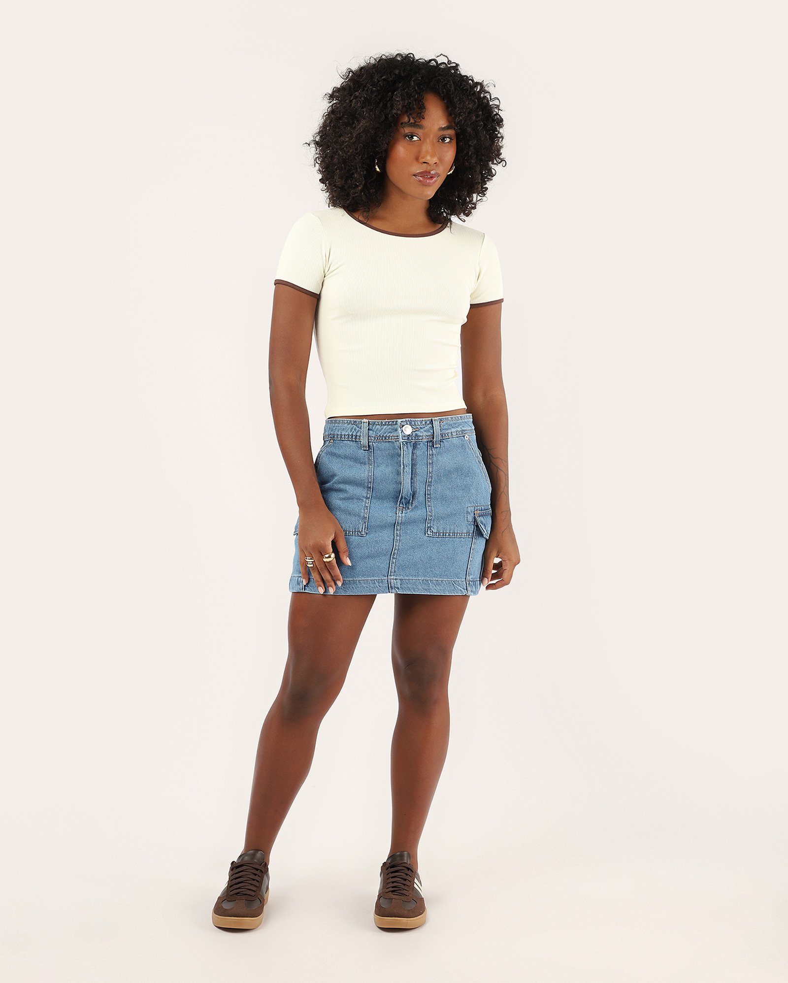 Mini saia sarja cargo cintura média - Jeans Médio | Pool Jeans
