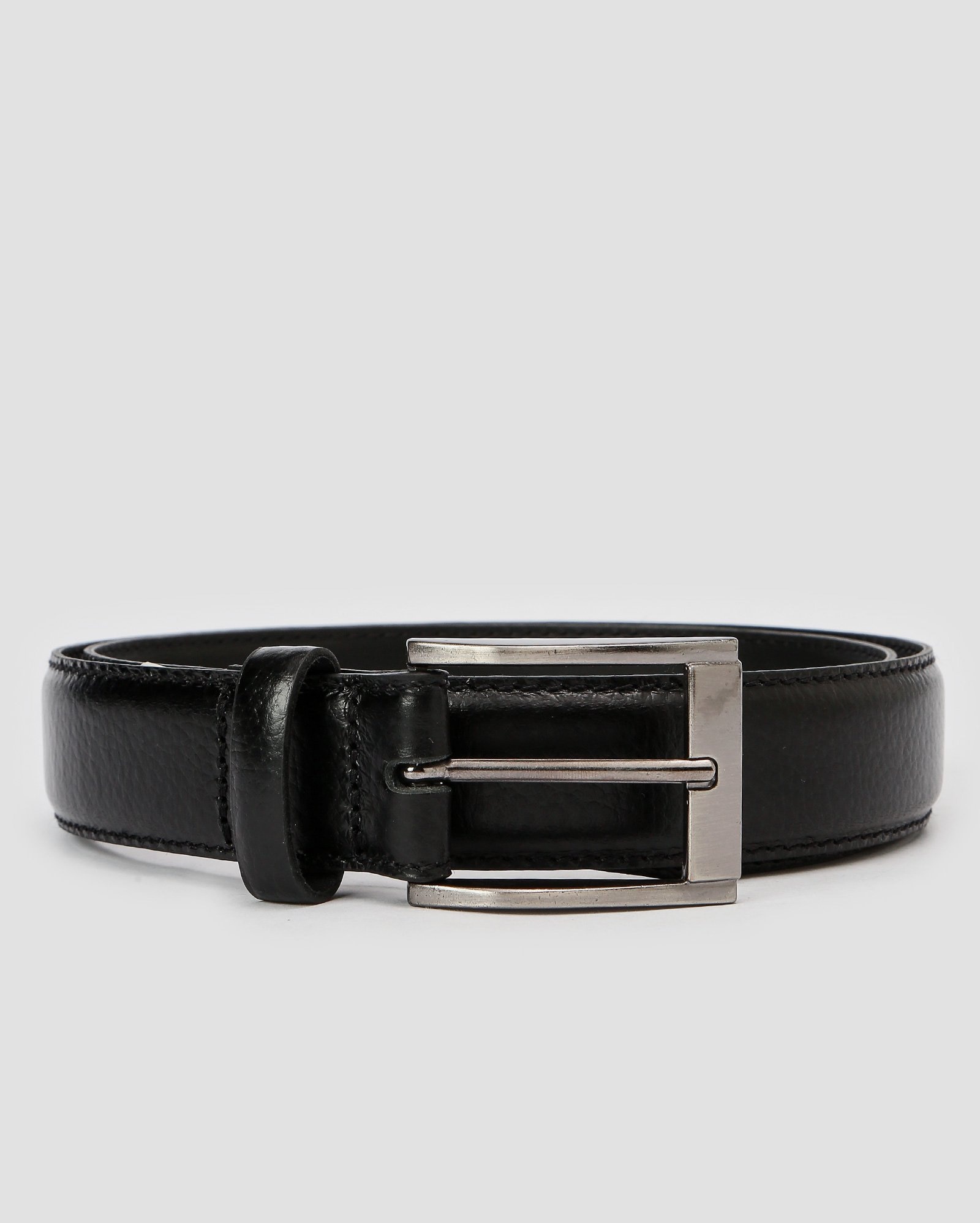 Cinto masculino largo com fivela quadrada de metal preto | Accessori by Riachuelo