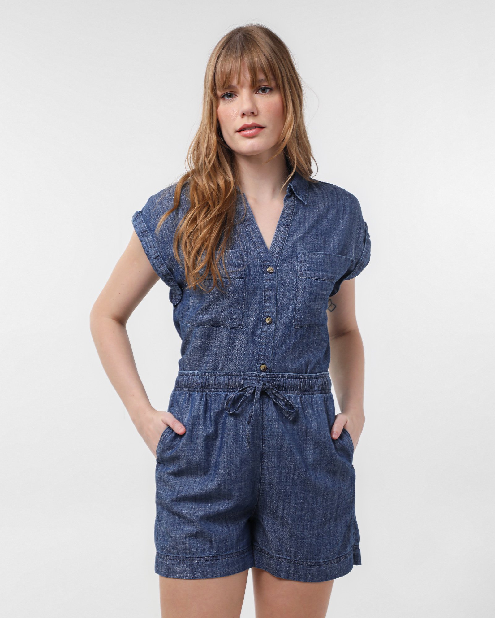 Short jeans feminino com cós elástico denim escuro | Pool Jeans