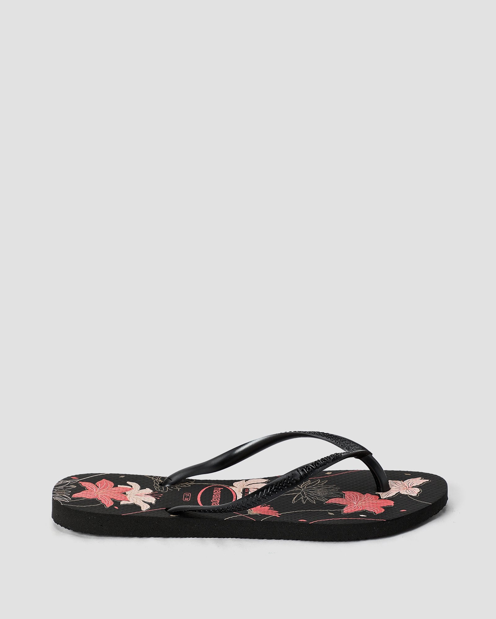 Chinelo feminino de tiras slim organic preto | Havaianas