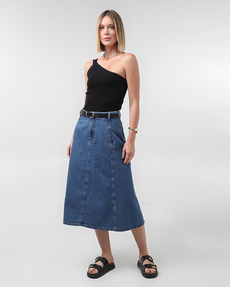 Riachuelo Saia jeans evasê midi com bolso denim médio Pool Jeans