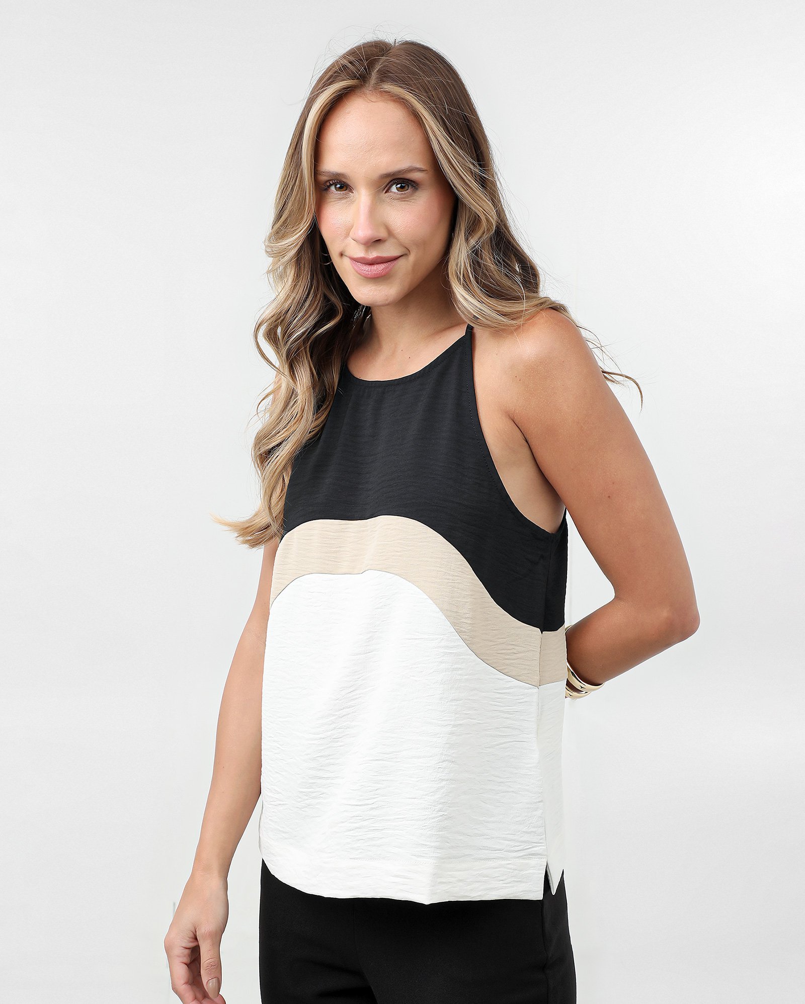 Regata feminina decote trapézio color block - Branco