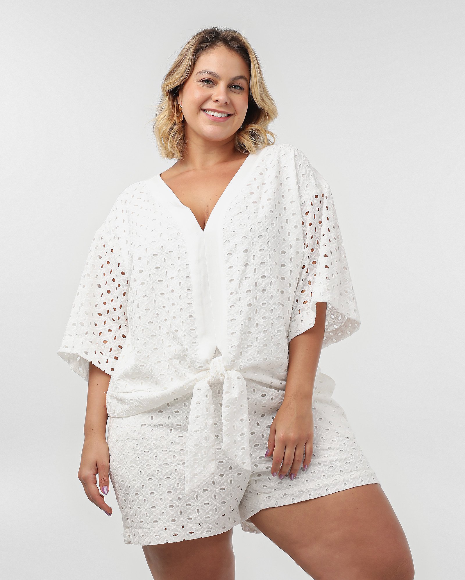 Short feminino plus size de laise branco | AK Plus by Riachuelo