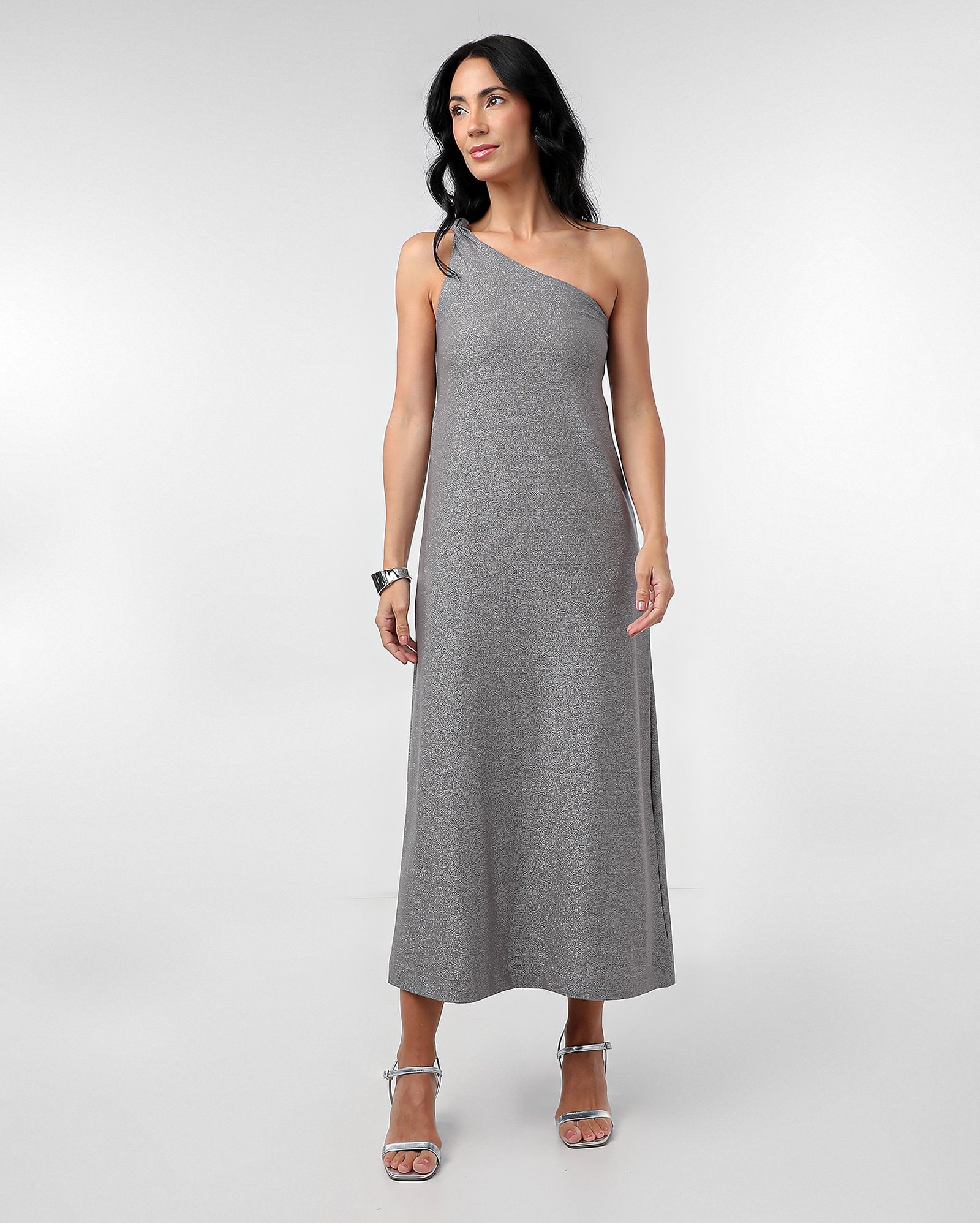 Vestido midi reto ombro único fios brilhosos prata — foto 2