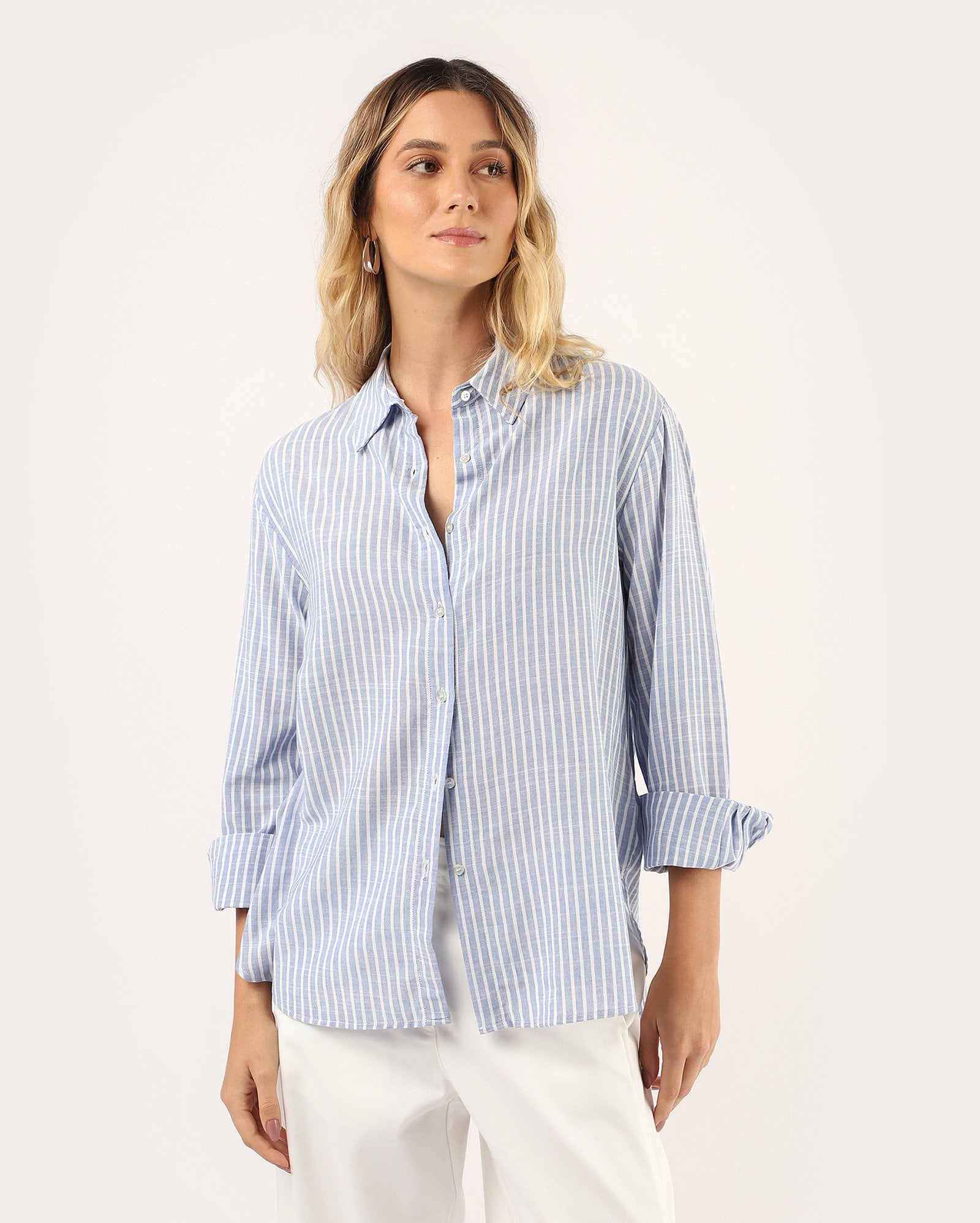 Camisa feminina ampla listrada - Azul Claro