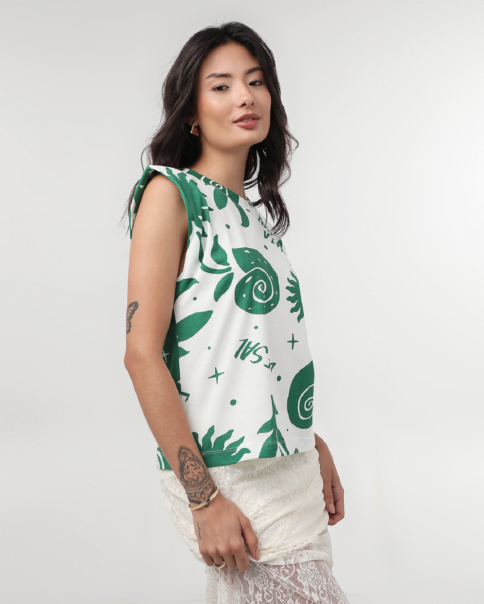 Camiseta feminina muscle tee brisa de verão branca | Pool