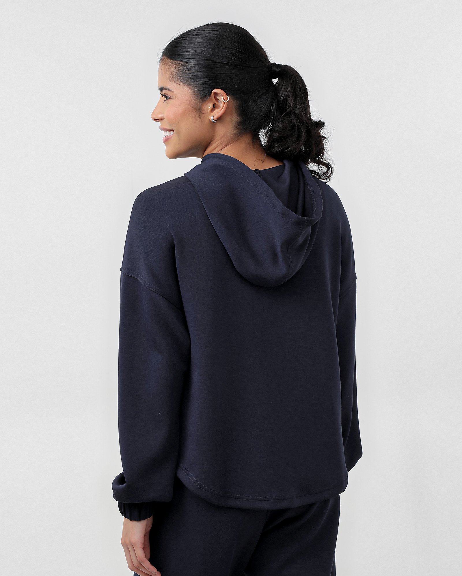 Blusa esportiva feminina Soft Scuba fechada - Azul Escuro | BodyWork by Riachuelo