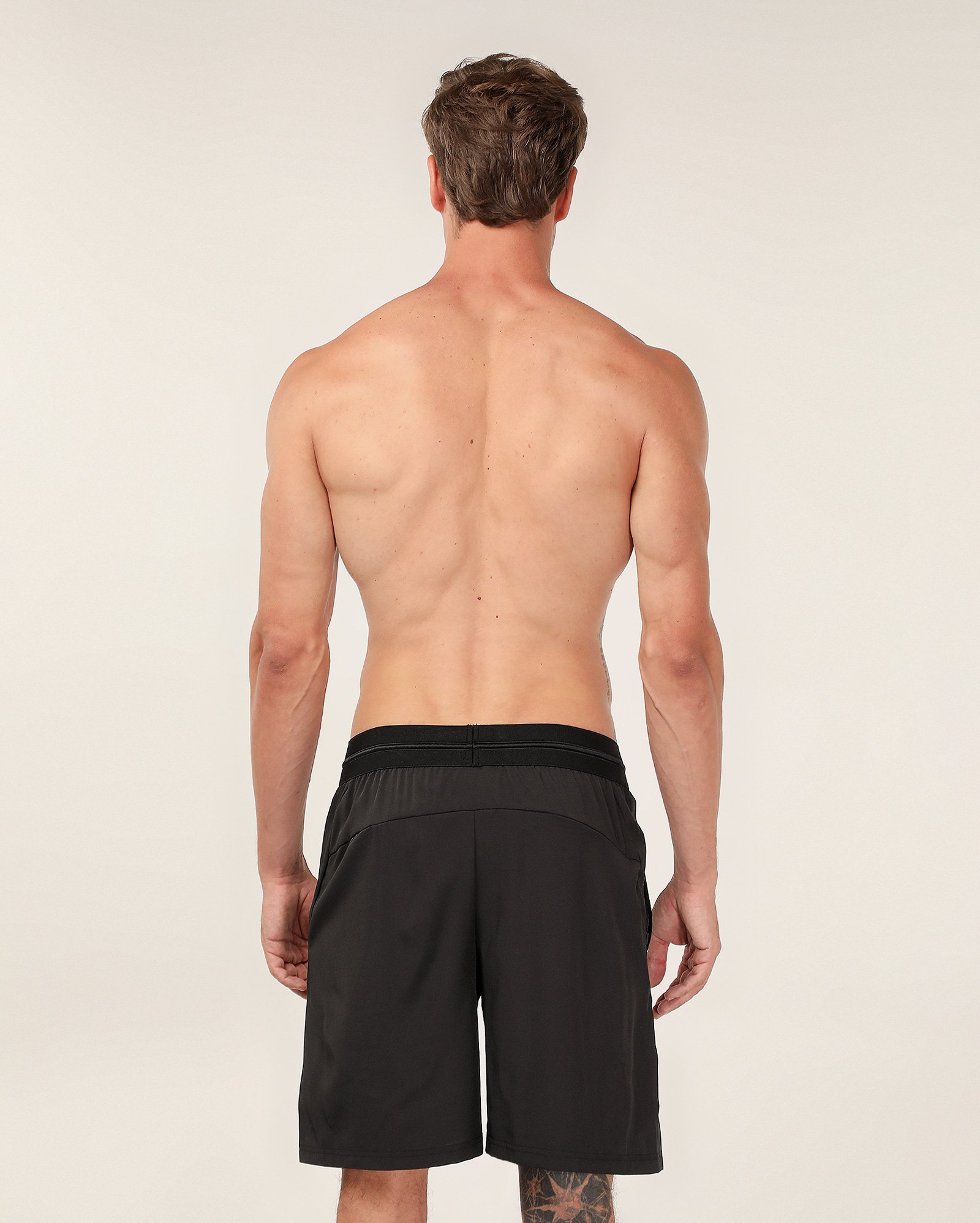 Bermuda masculina de treino cós elástico e zíper - Preto | Body Work