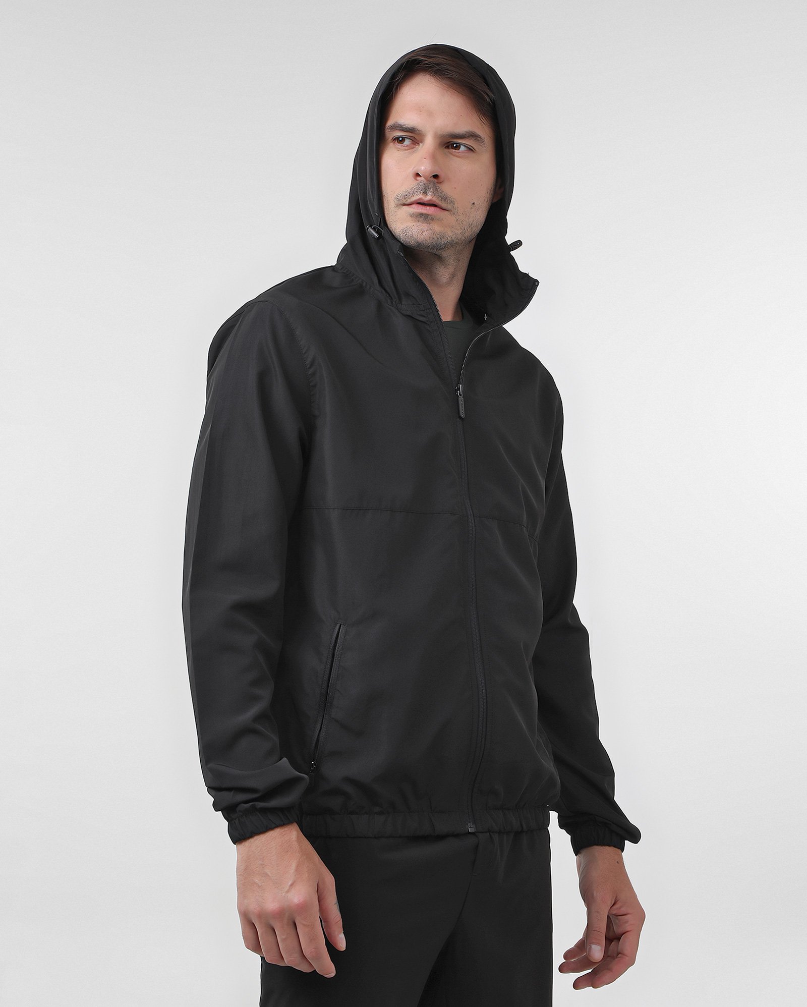 Jaqueta corta vento masculino treino capuz - Preto | BodyWork by Riachuelo