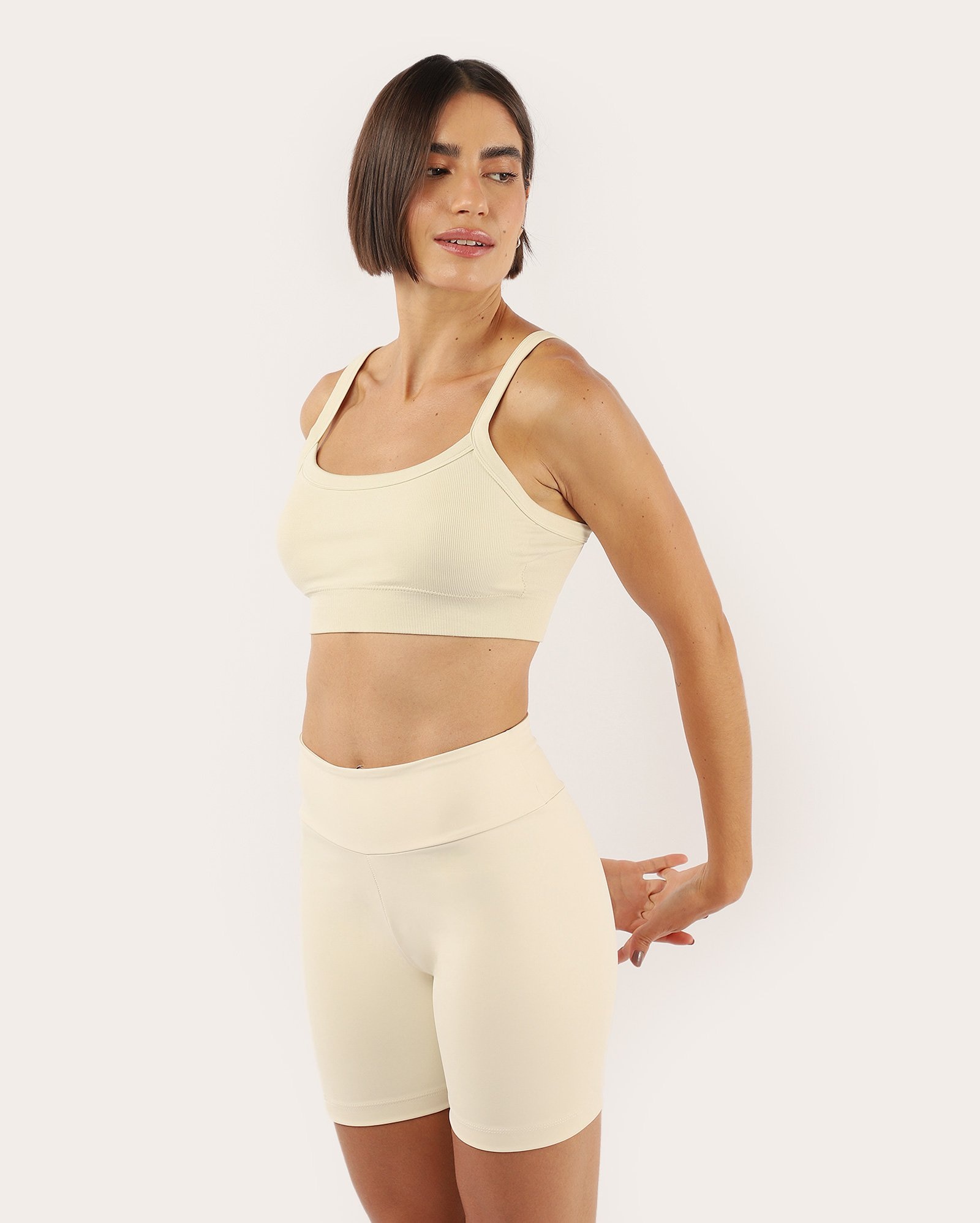 Top esportivo poliamida médio sustentação bege | Body Work