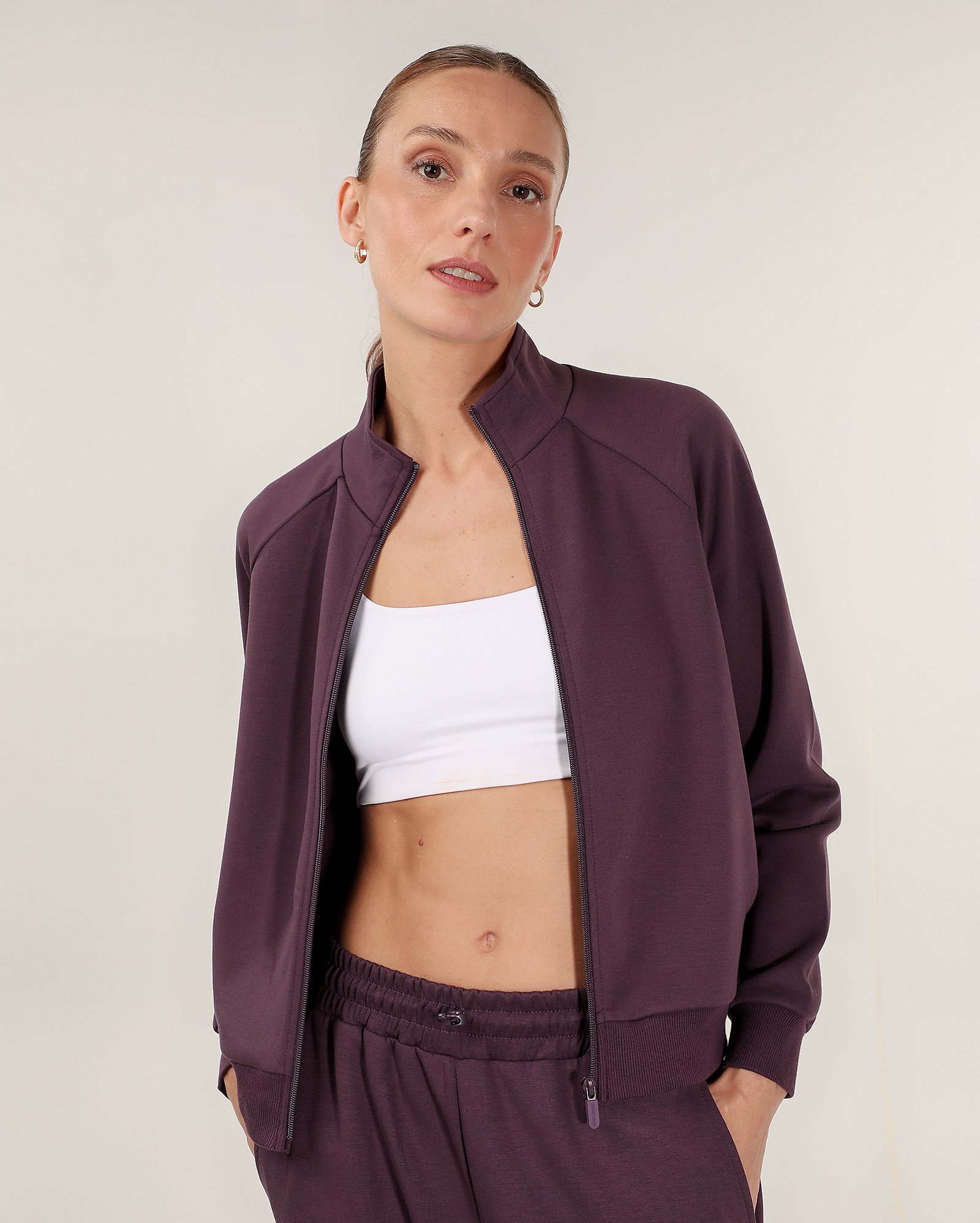Jaqueta esportiva feminina Soft Scuba gola alta - Roxo | BodyWork by Riachuelo
