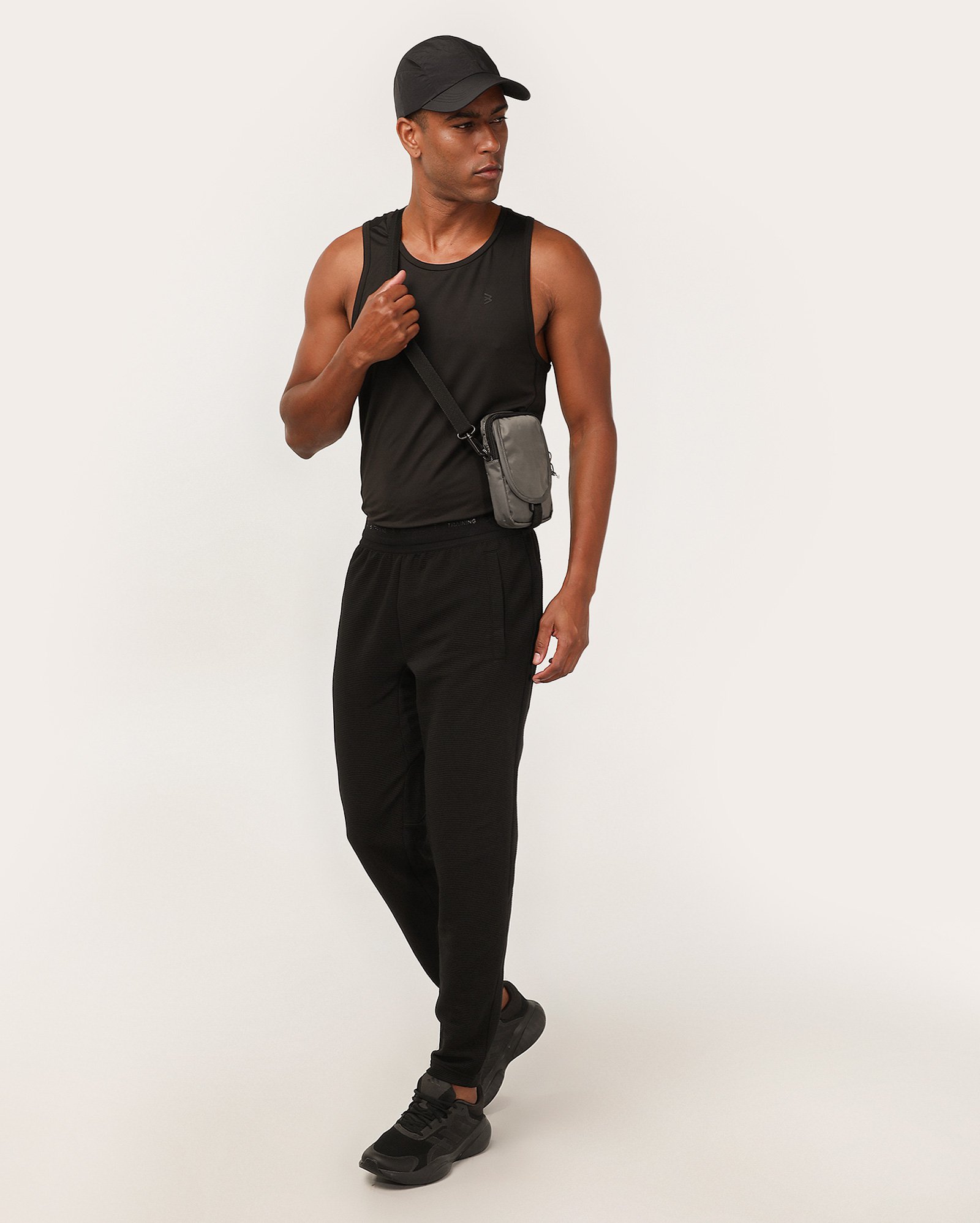 Calça de moletom masculina jogger canelada preta | BodyWork by Riachuelo