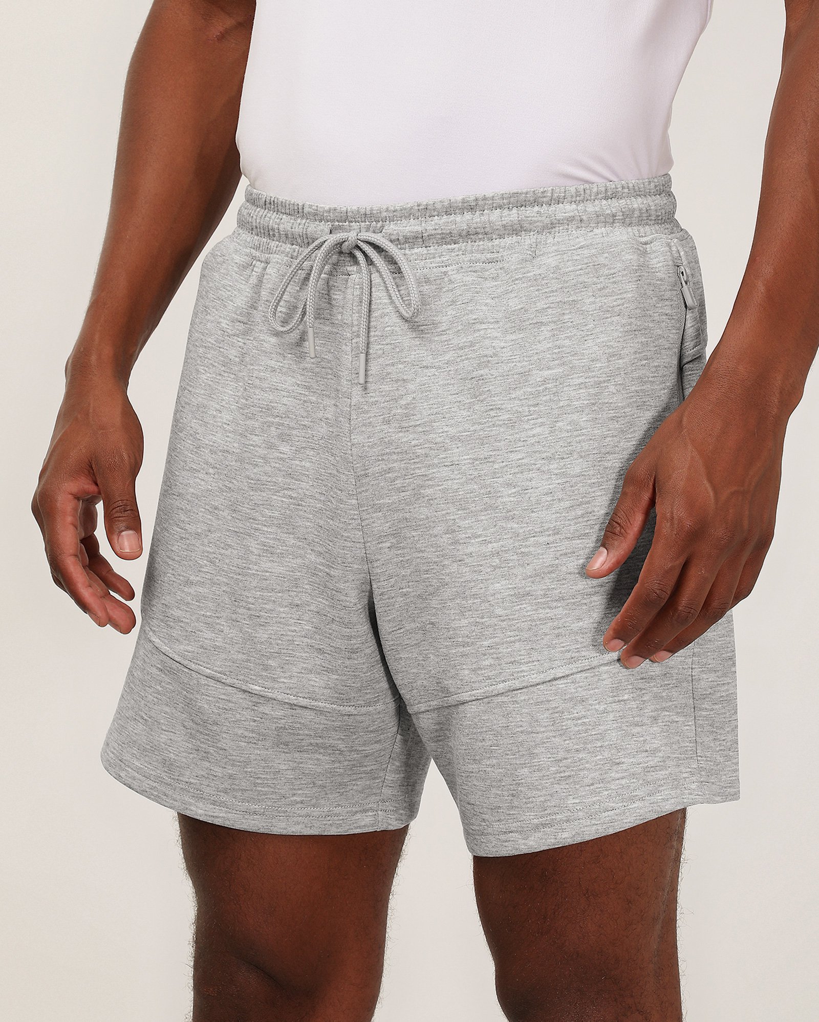 Bermuda de moletom masculina Scuba com cós elástico e bolso - Cinza Claro | BodyWork