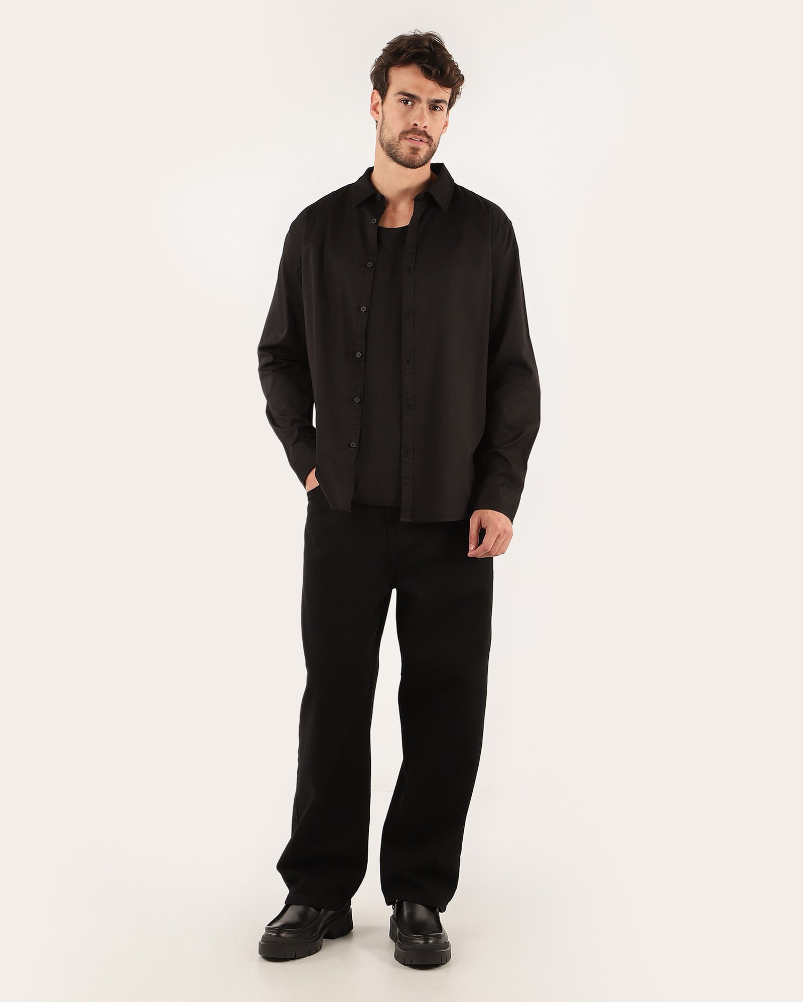 Camisa social masculina regular lisa - Preto