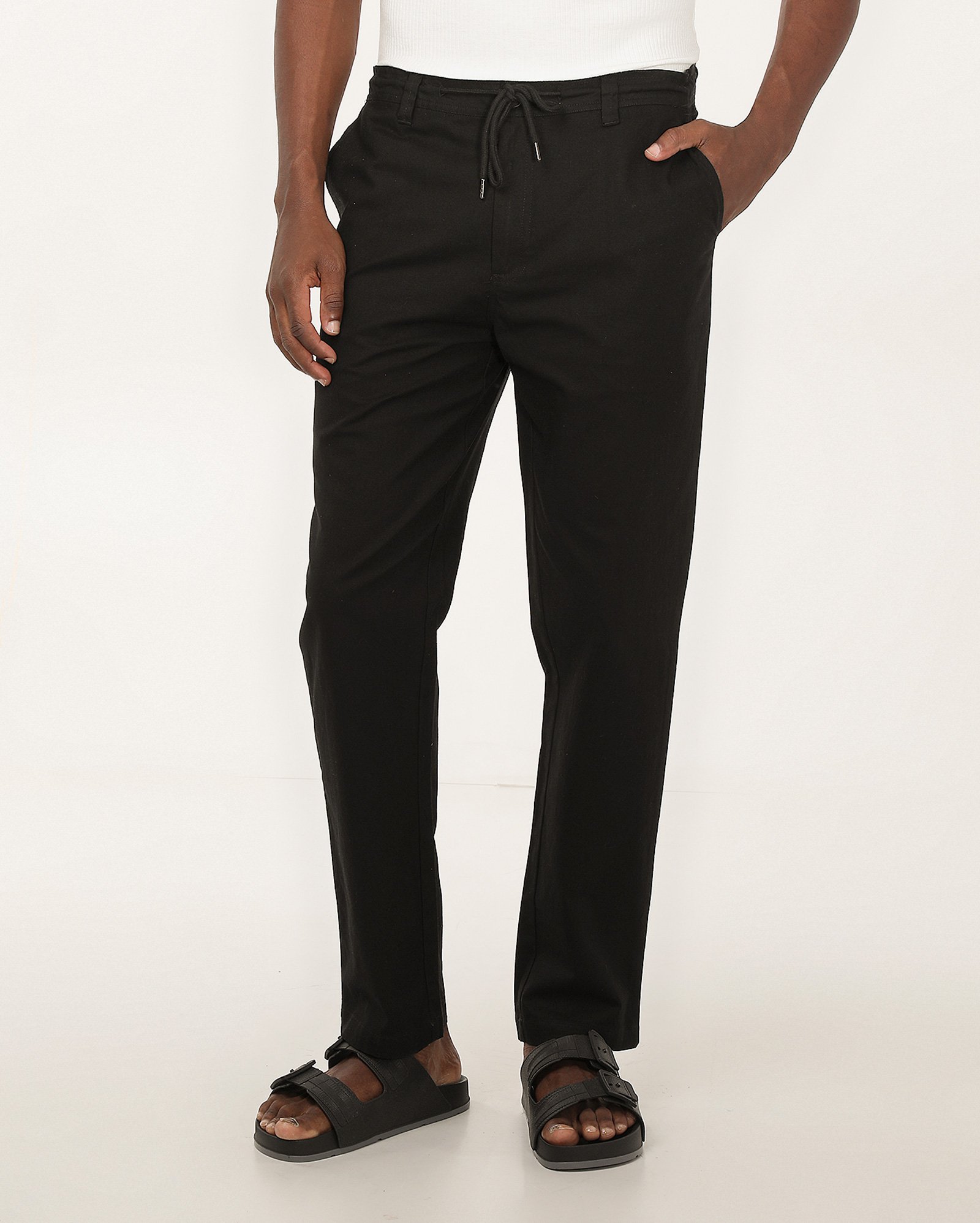 Calça masculina slim com linho e cordão - Preto