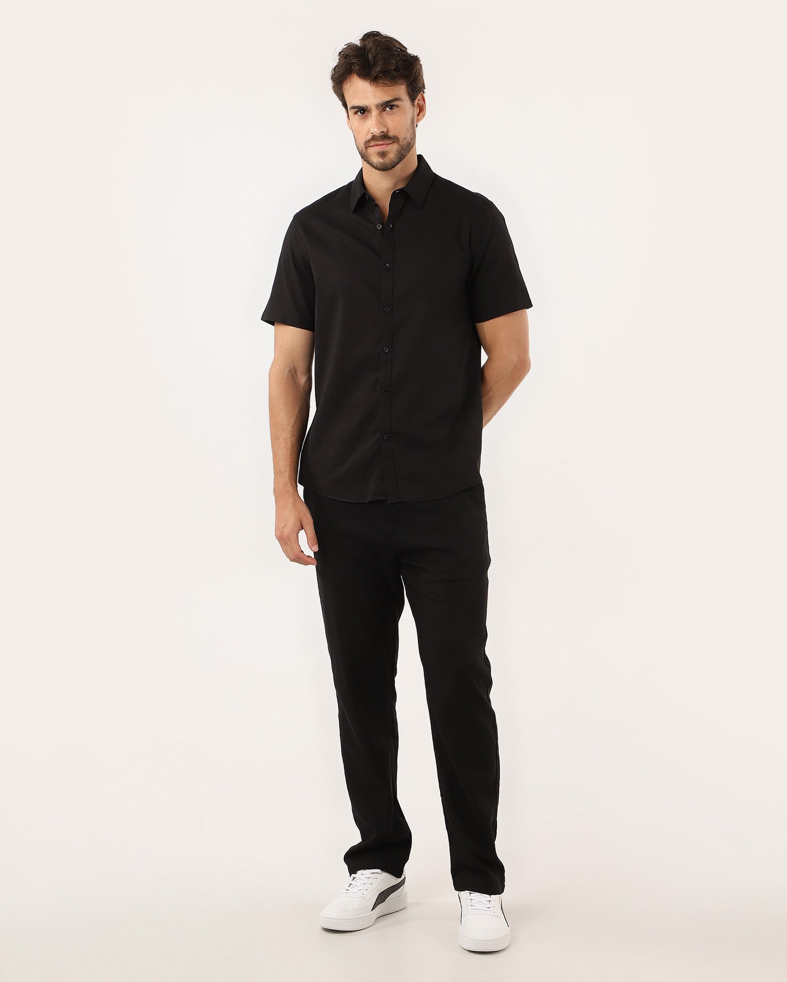 Camisa masculina regular com linho manga curta - Preto | Original