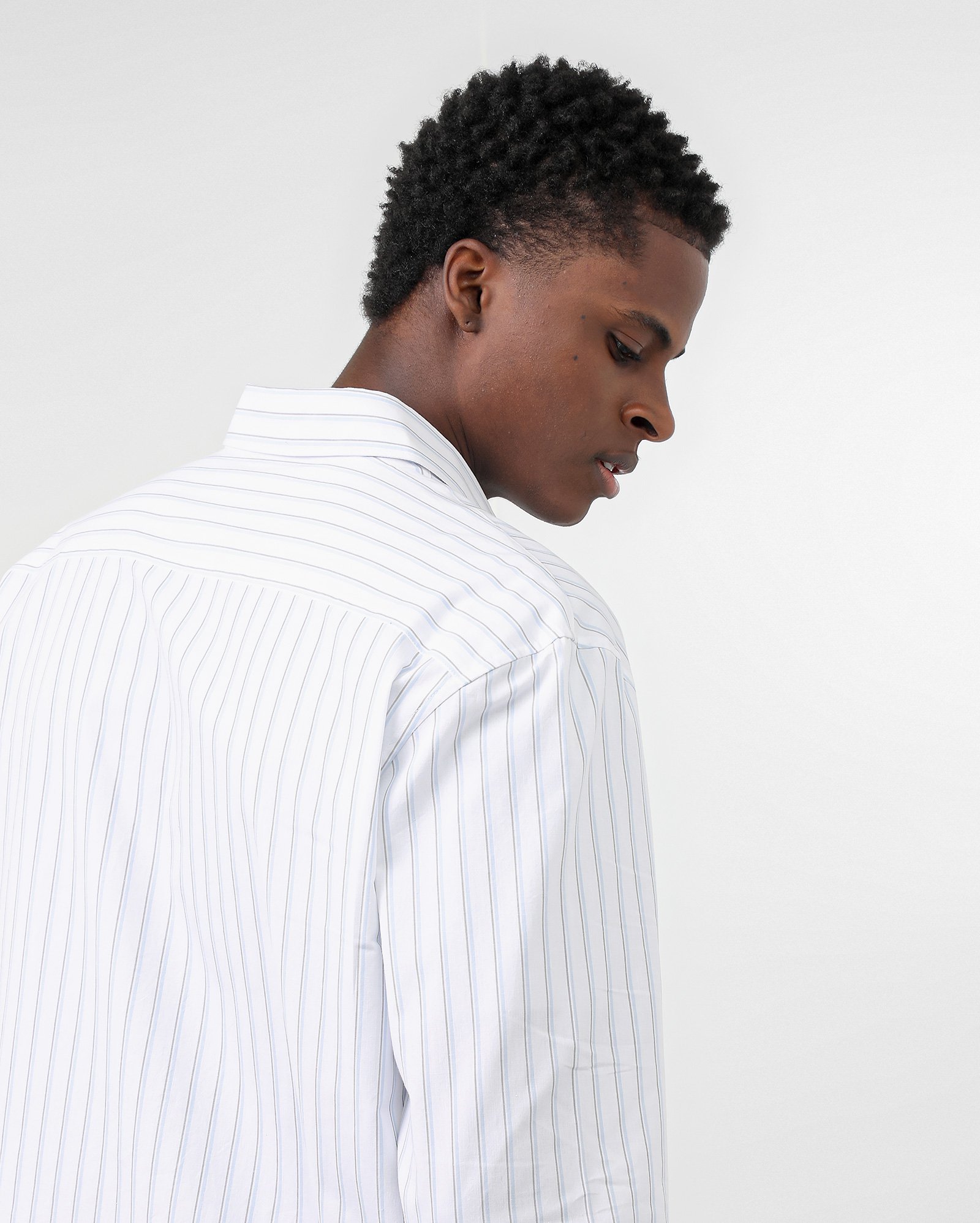 Camisa masculina boxy manga longa listrada branca | Pool — foto 8