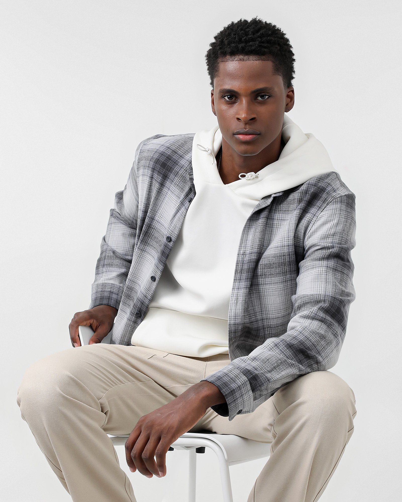 Camisa masculina regular quadriculada manga longa - Cinza | Pool