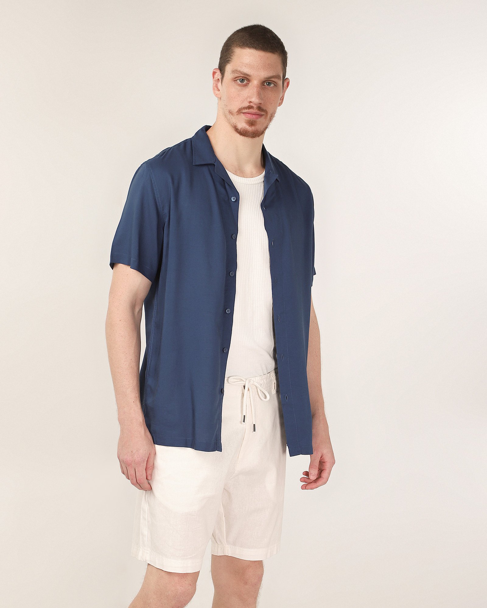 Camisa masculina em viscolinho manga curta - Azul Escuro | Original by Riachuelo