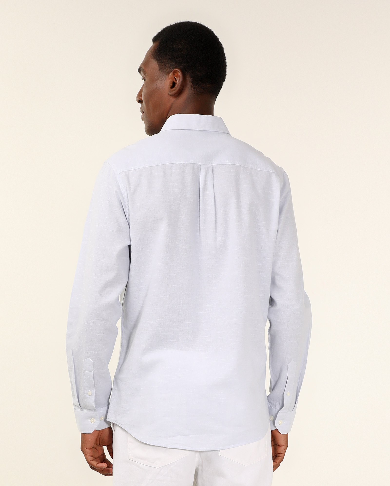 Camisa masculina regular com linho - Azul Claro