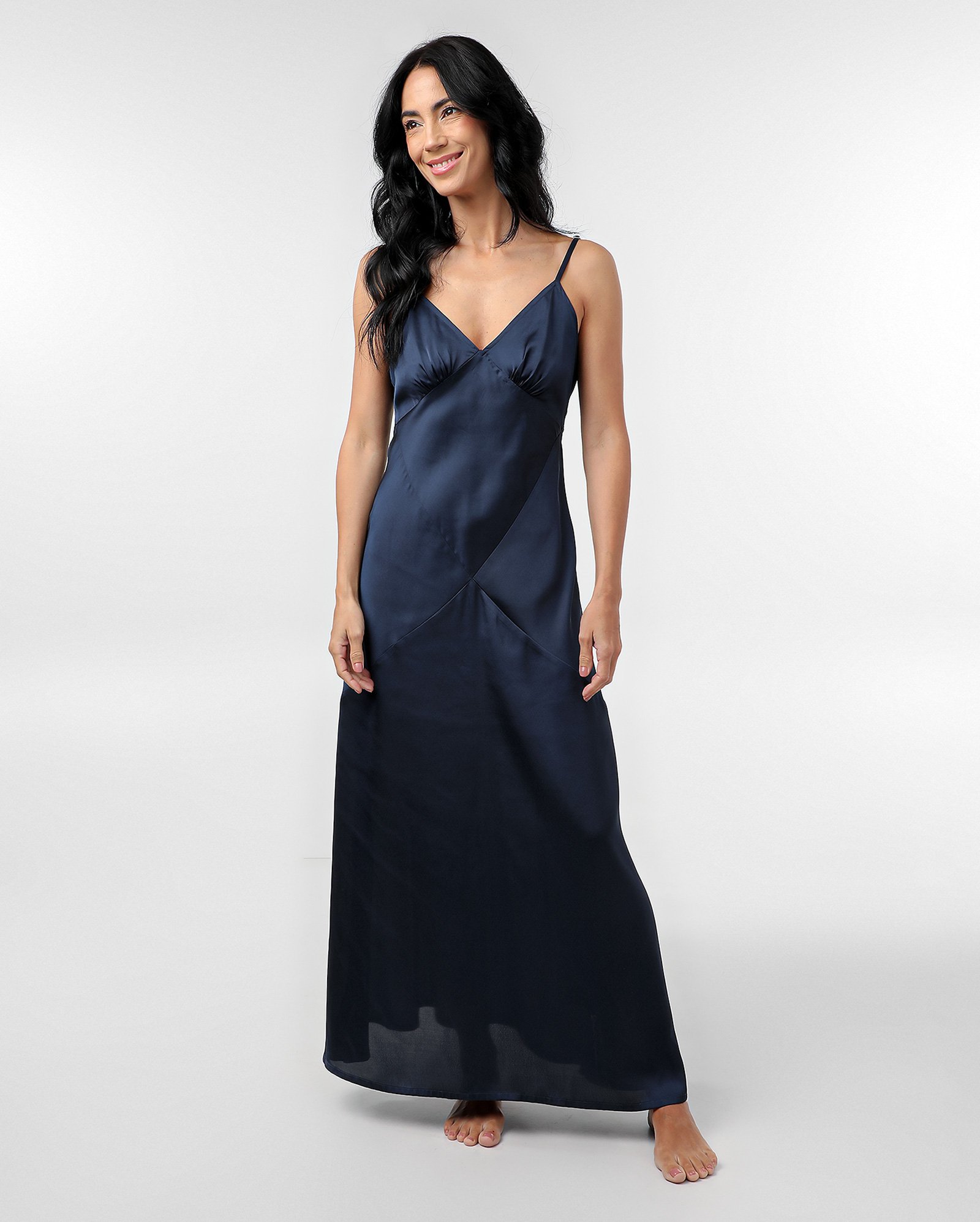 Camisola longa acetinada com decote V azul | Riachuelo