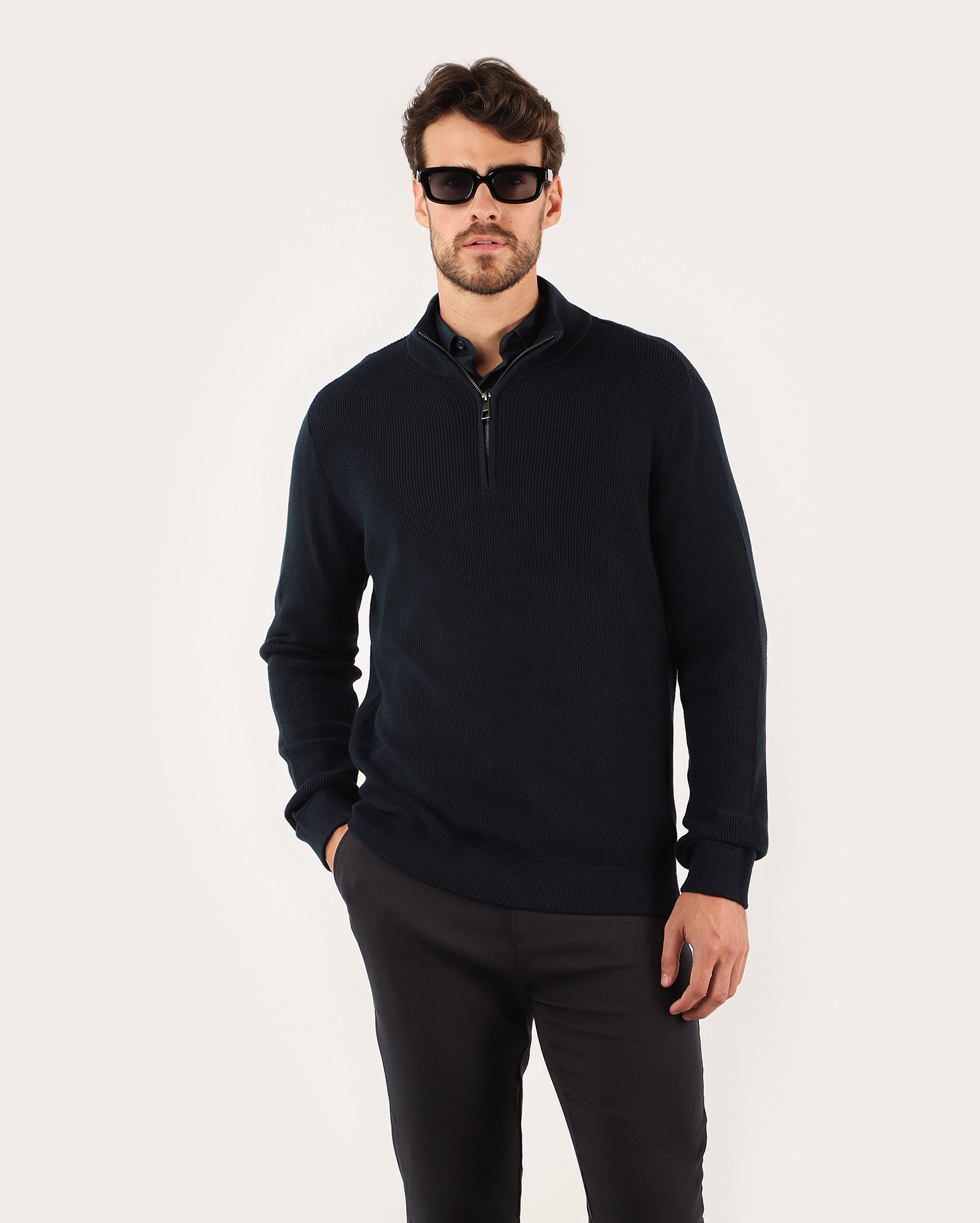 Blusa masculina regular tricot gola alta com zíper - Azul Escuro | Original by Riachuelo