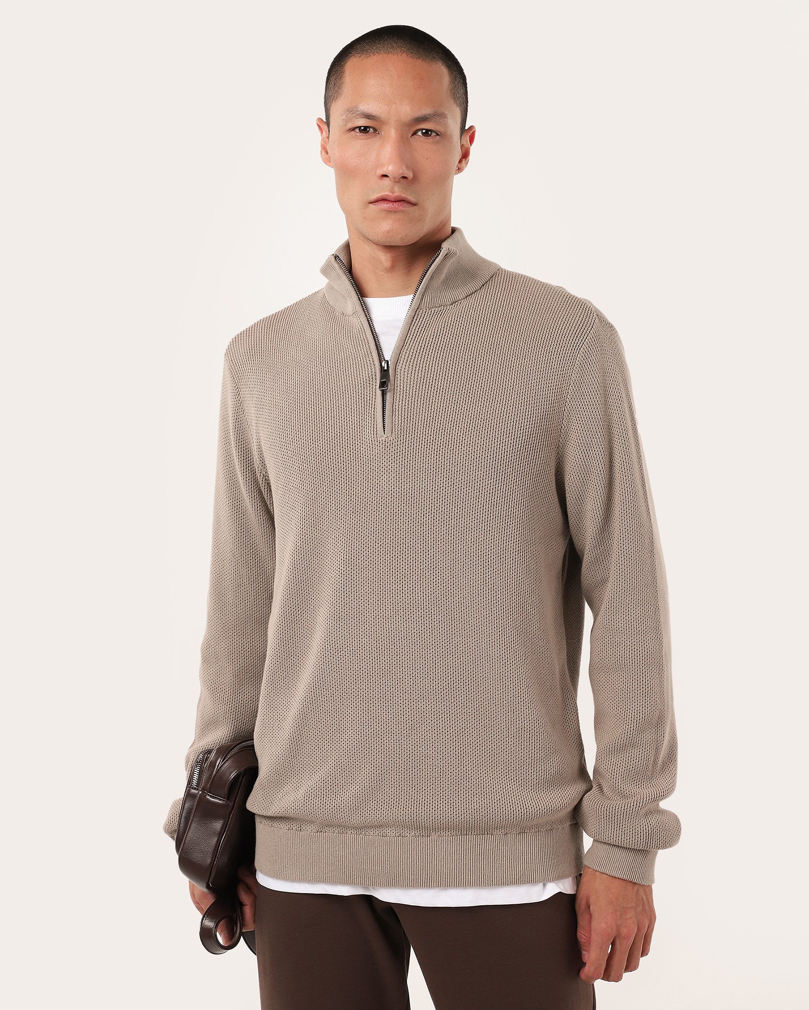 Blusa masculina regular tricot gola alta com zíper - Bege Escuro | Original by Riachuelo