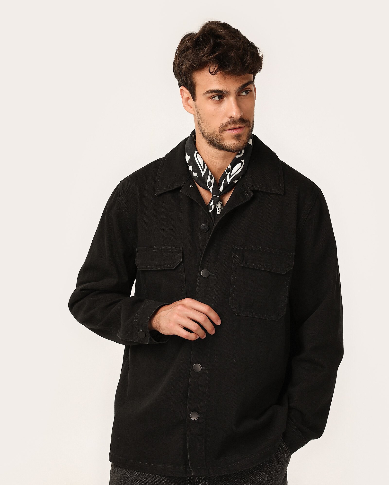 Jaqueta black jeans masculina bolsos frontais | Pool Jeans
