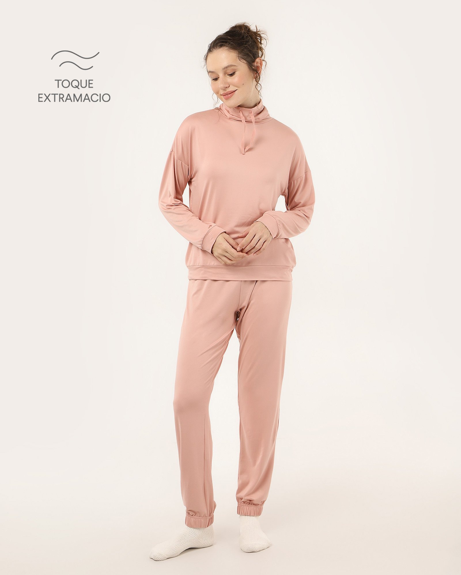 Pijama longo feminino com gola alta rosa | Riachuelo