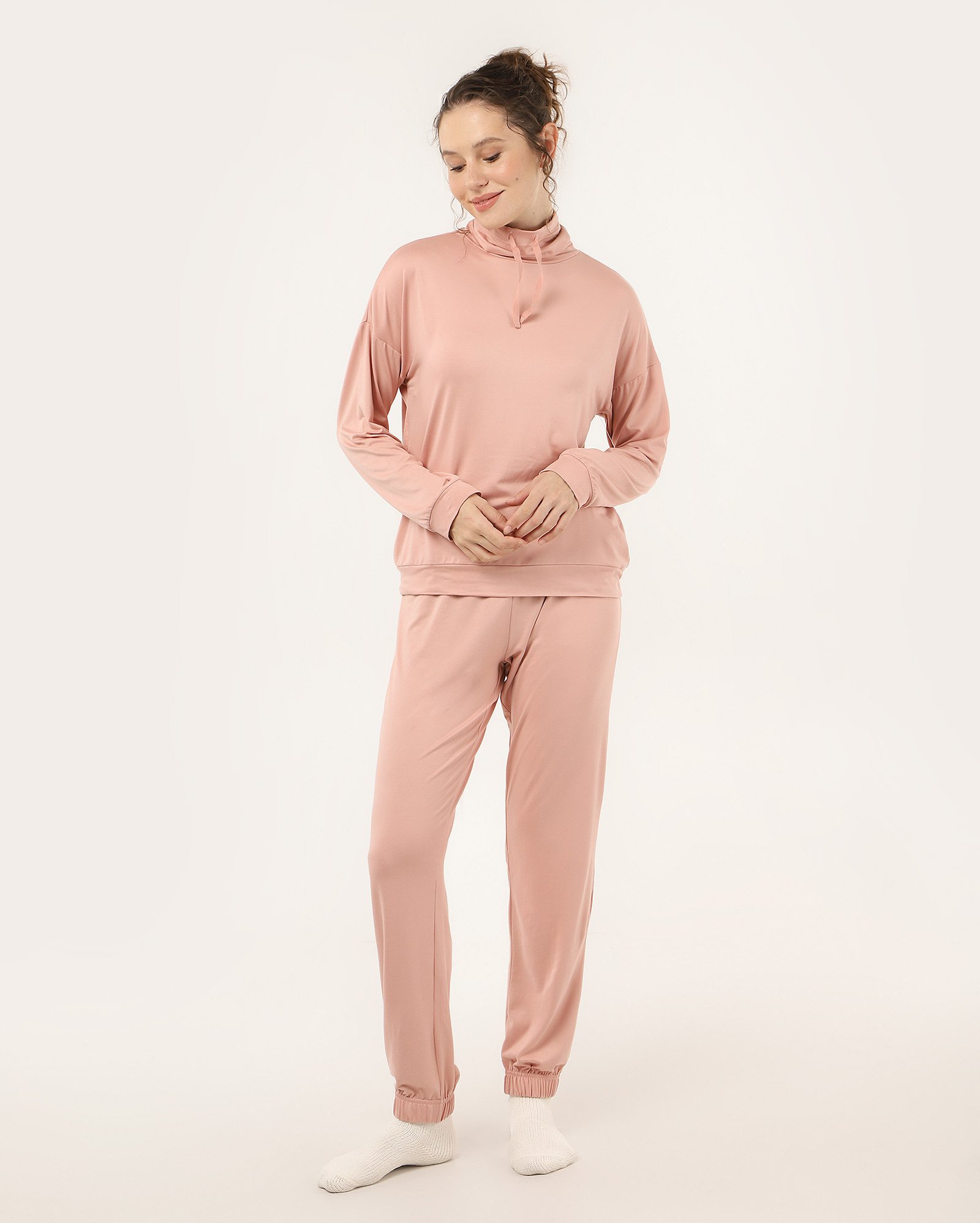 Pijama longo feminino com gola alta rosa | Riachuelo