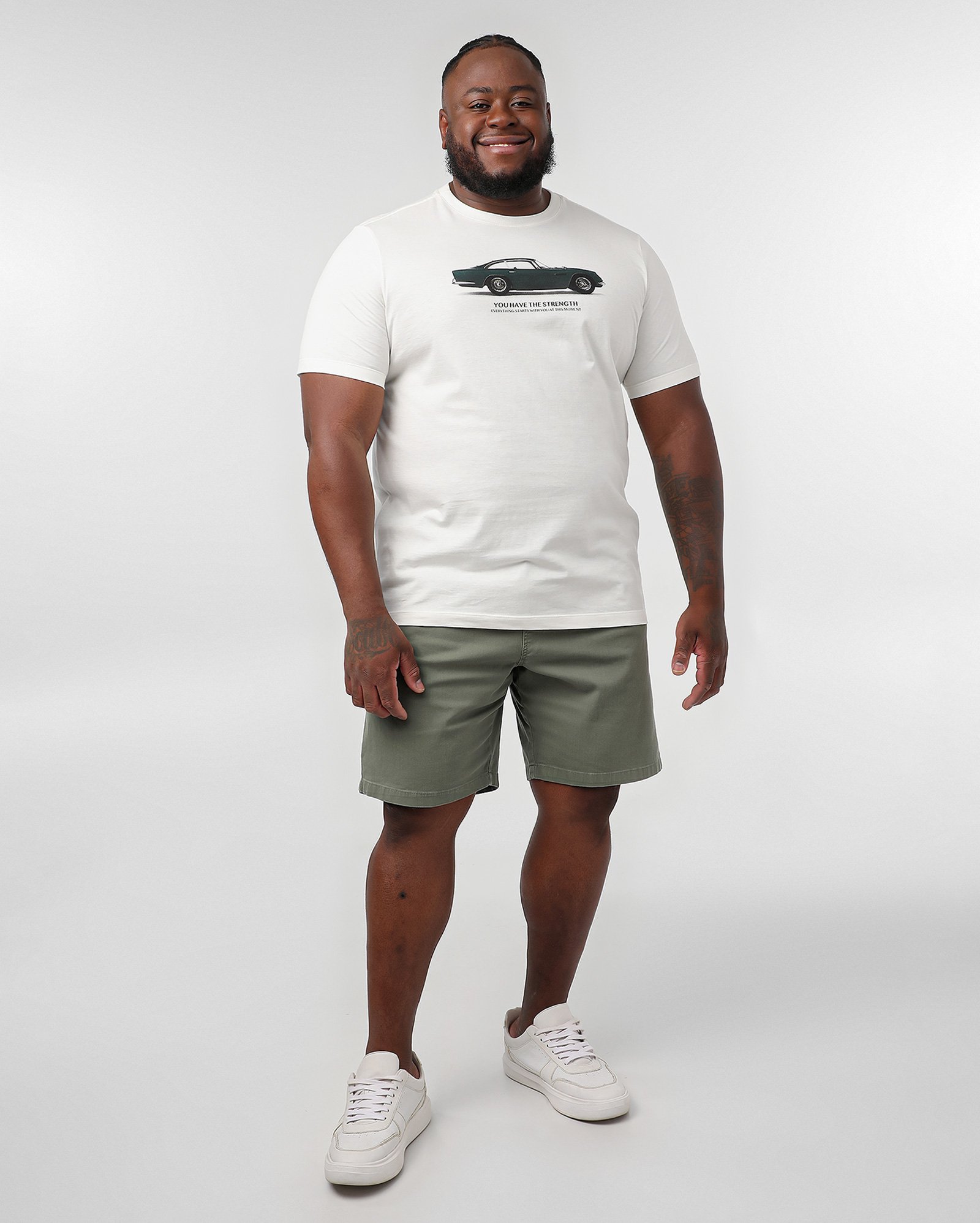 Bermuda sarja plus size masculina reta com elástico cinza | Pool Jeans