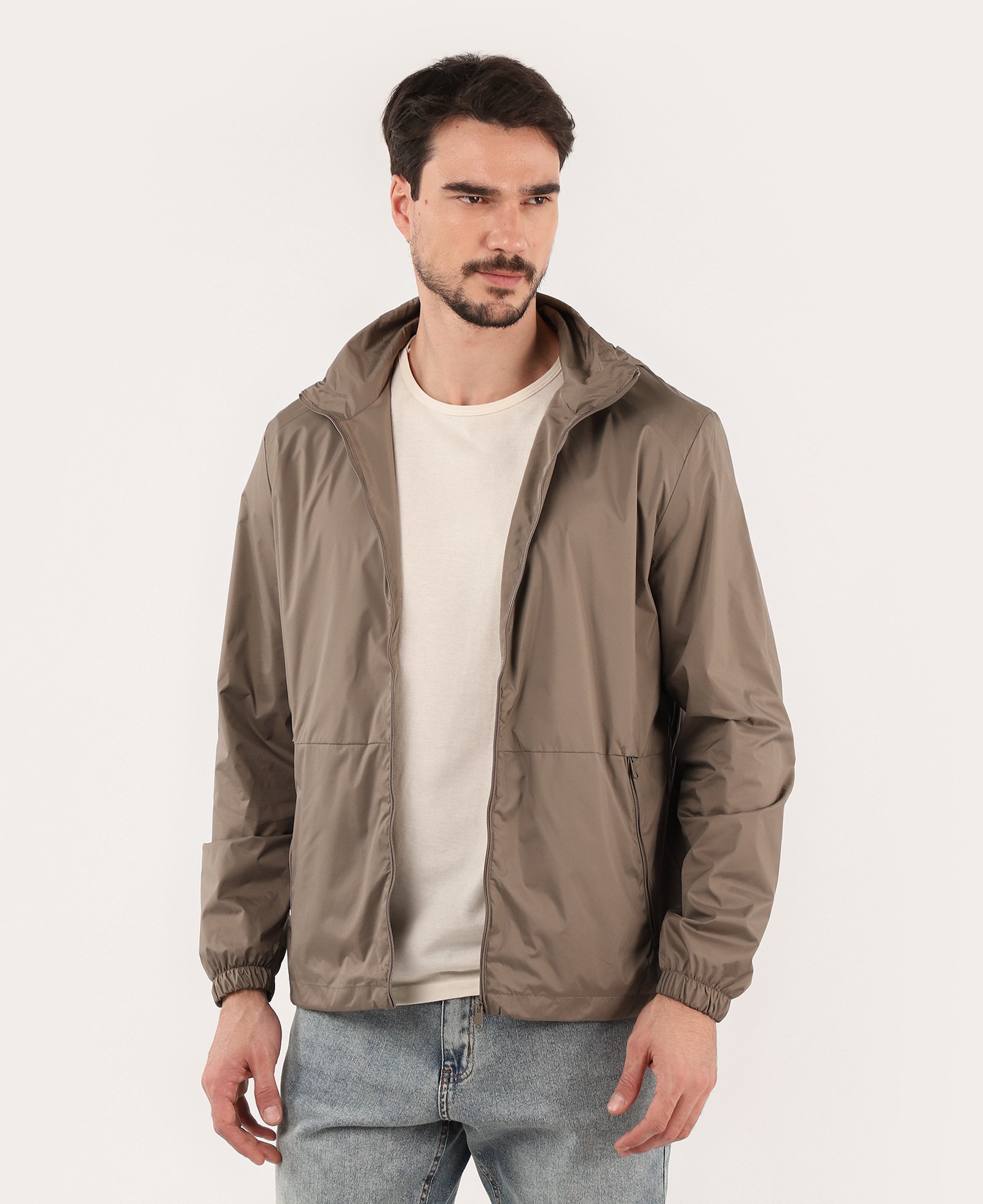Jaqueta masculina gola alta com capuz e bolsos marrom | Original by Riachuelo