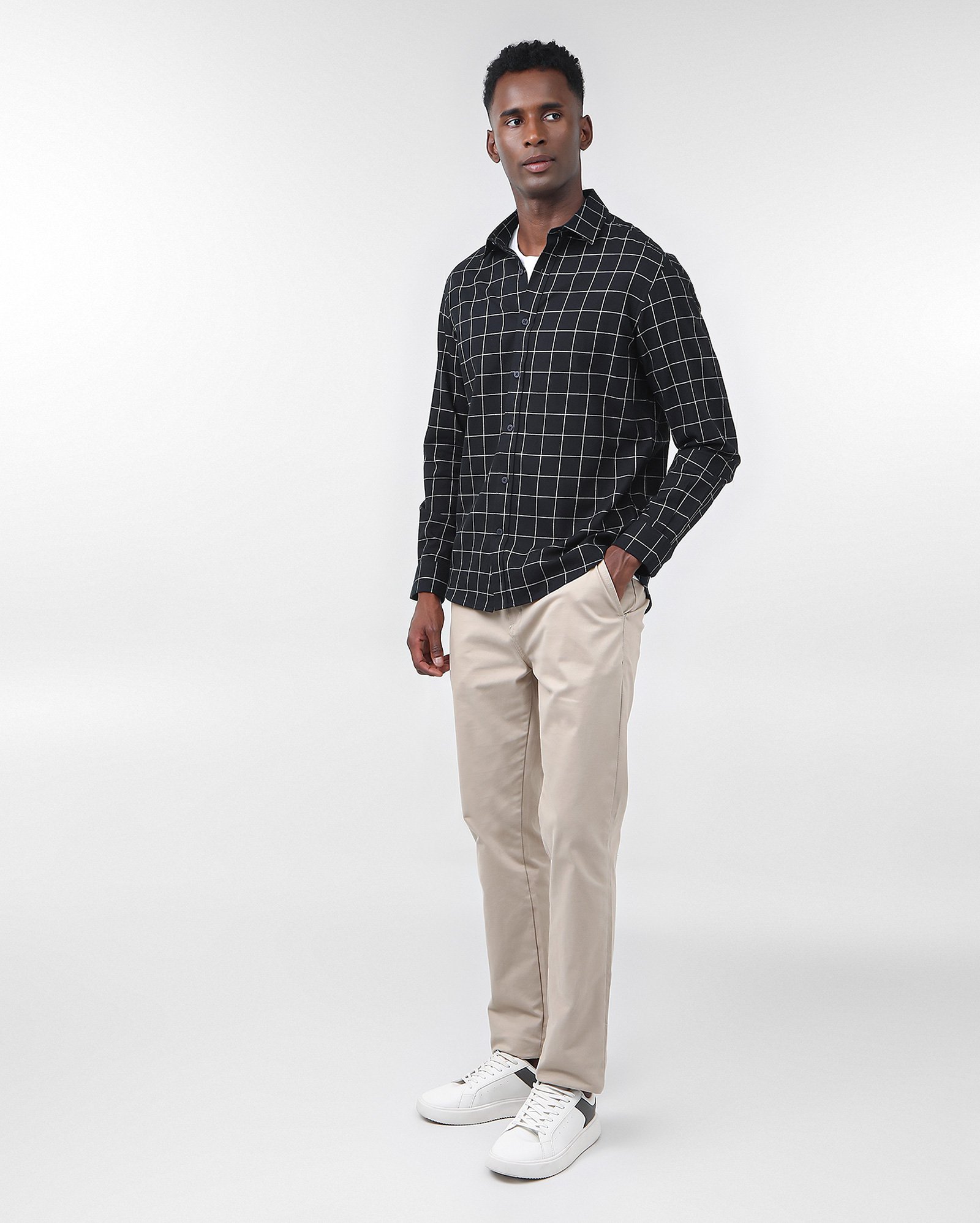 Camisa masculina slim estampa xadrez preta — foto 5