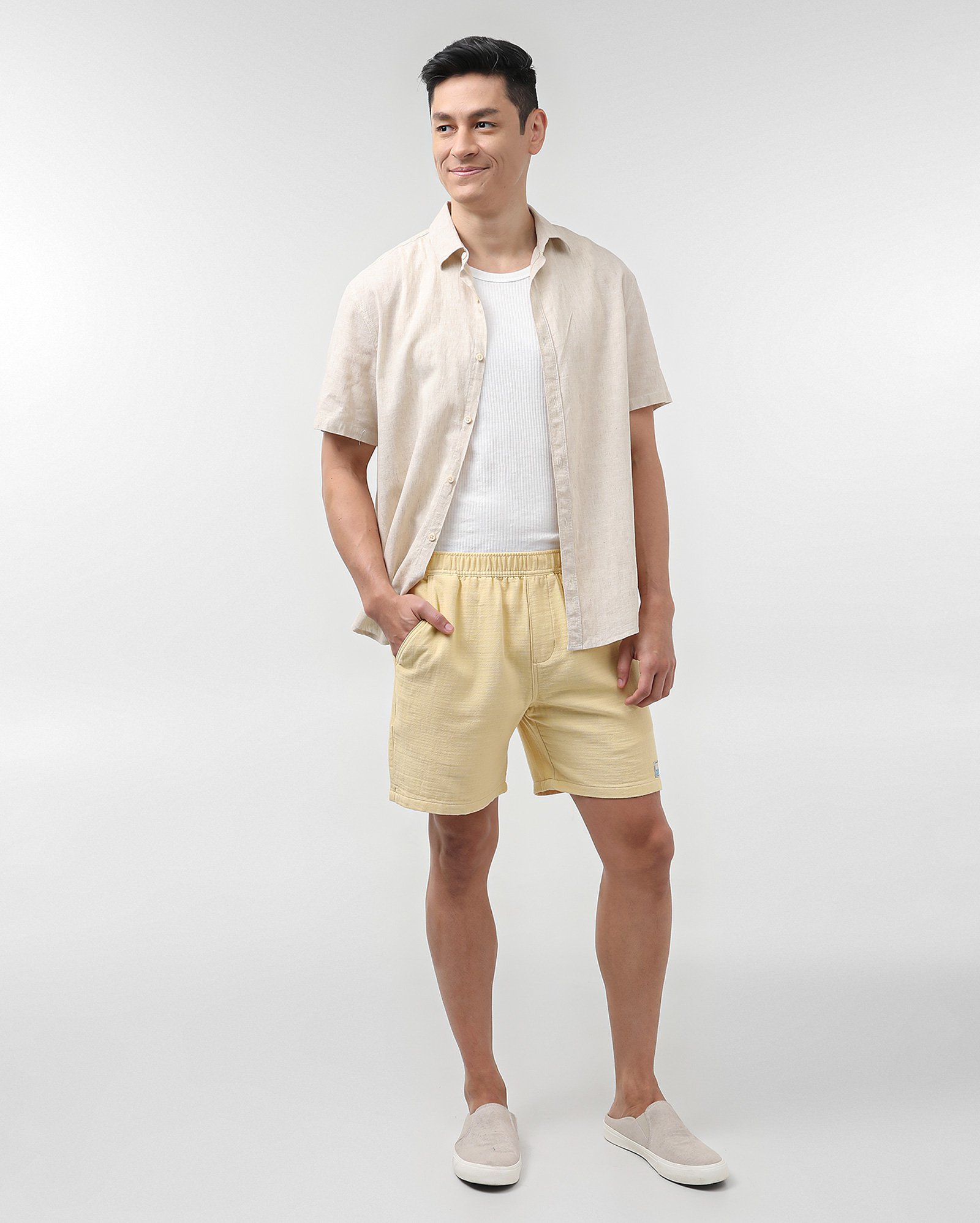 Bermuda sarja masculina reta cós elástico - Amarelo Claro | Pool Jeans
