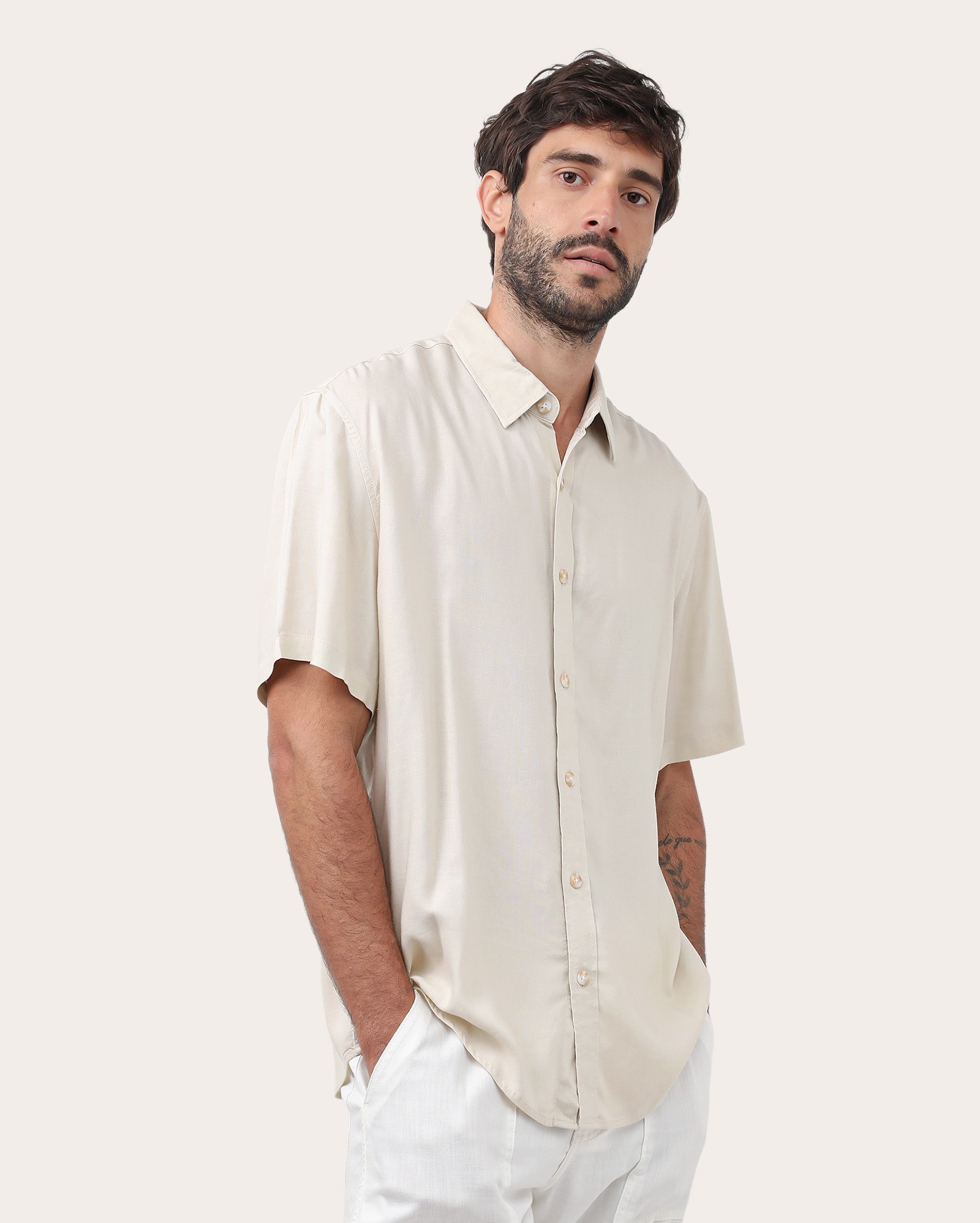 Camisa masculina em viscolinho - Bege Claro