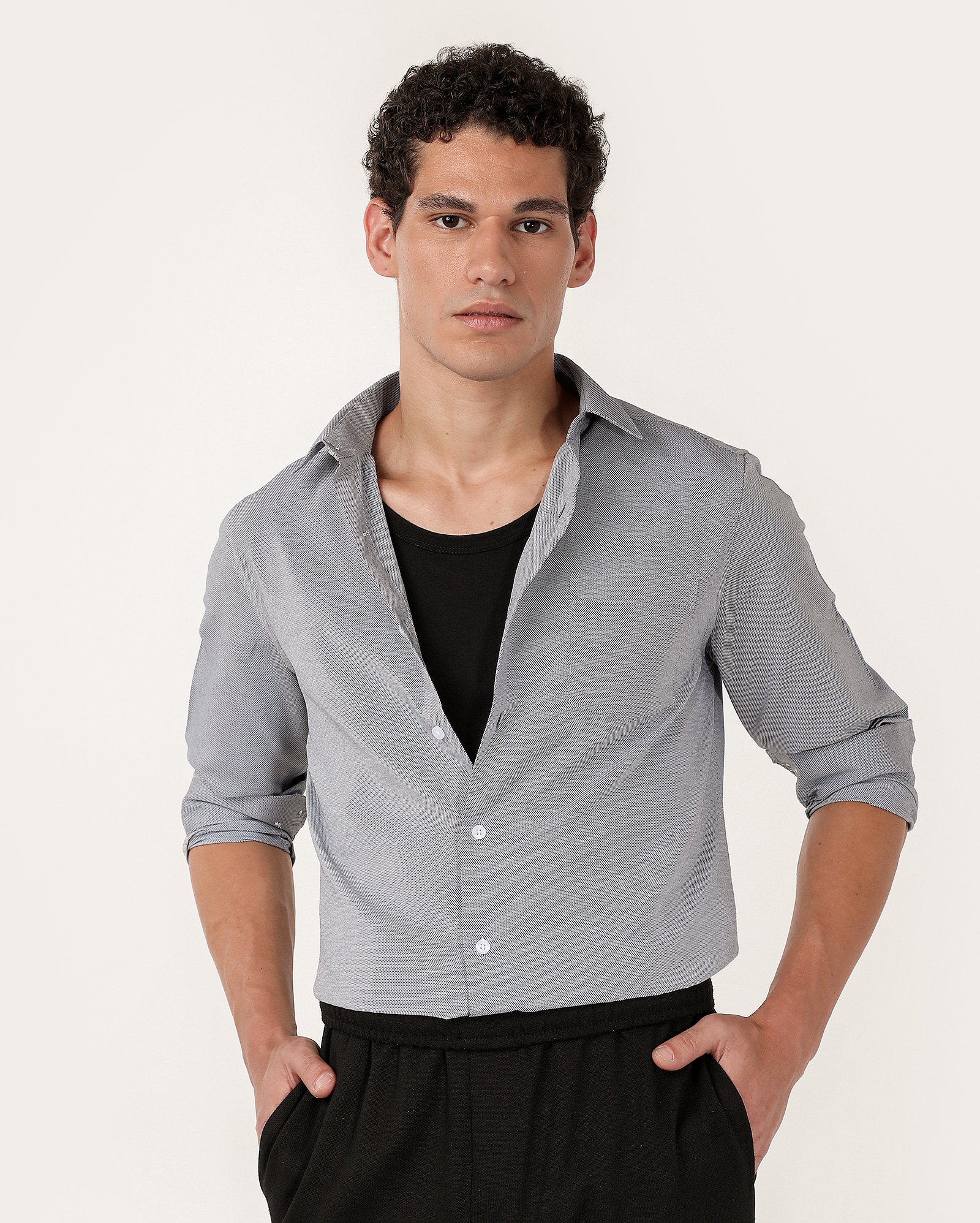 Camisa social masculina regular com bolso - Cinza