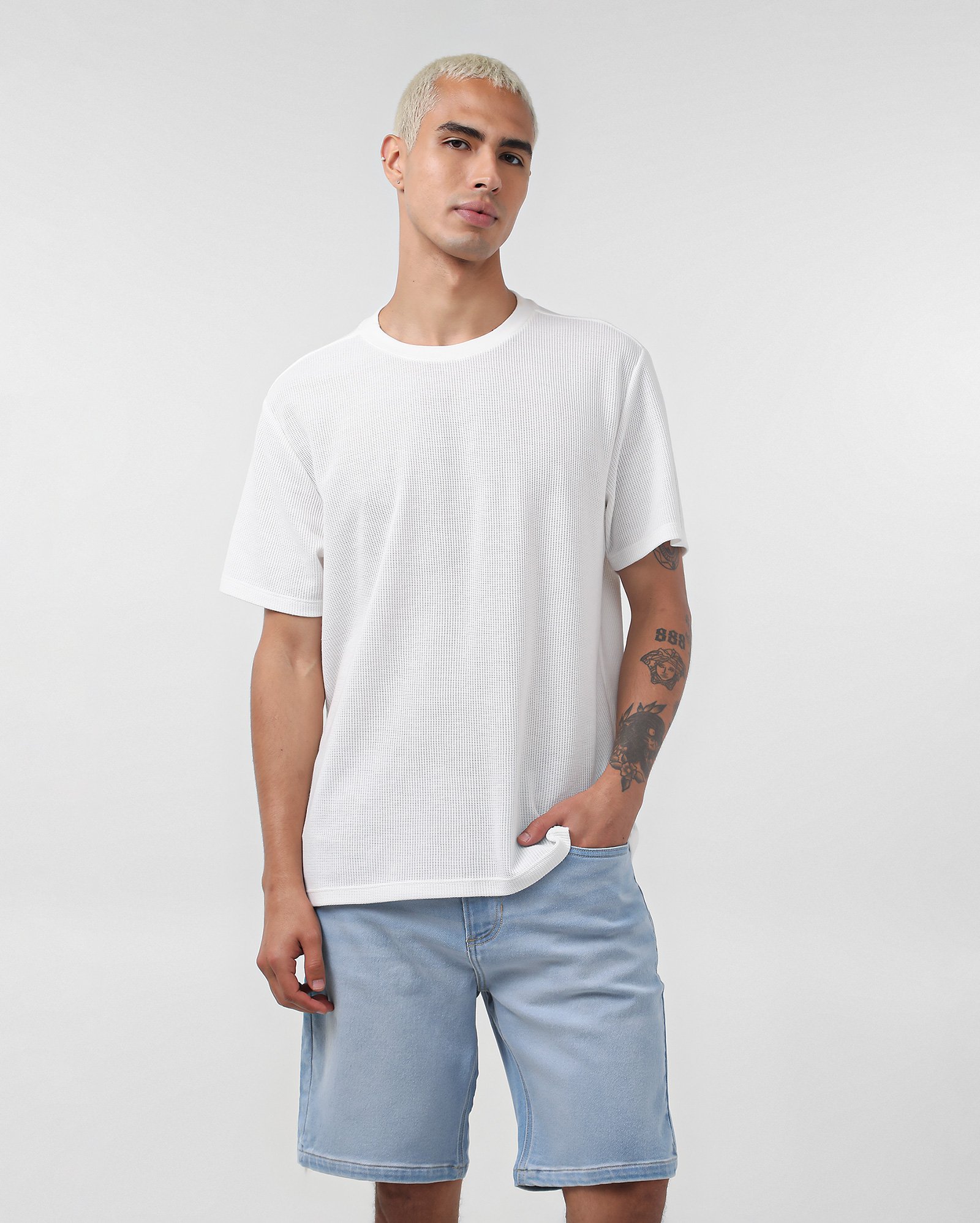 Bermuda jeans masculina reta estonada denim claro | Pool Jeans