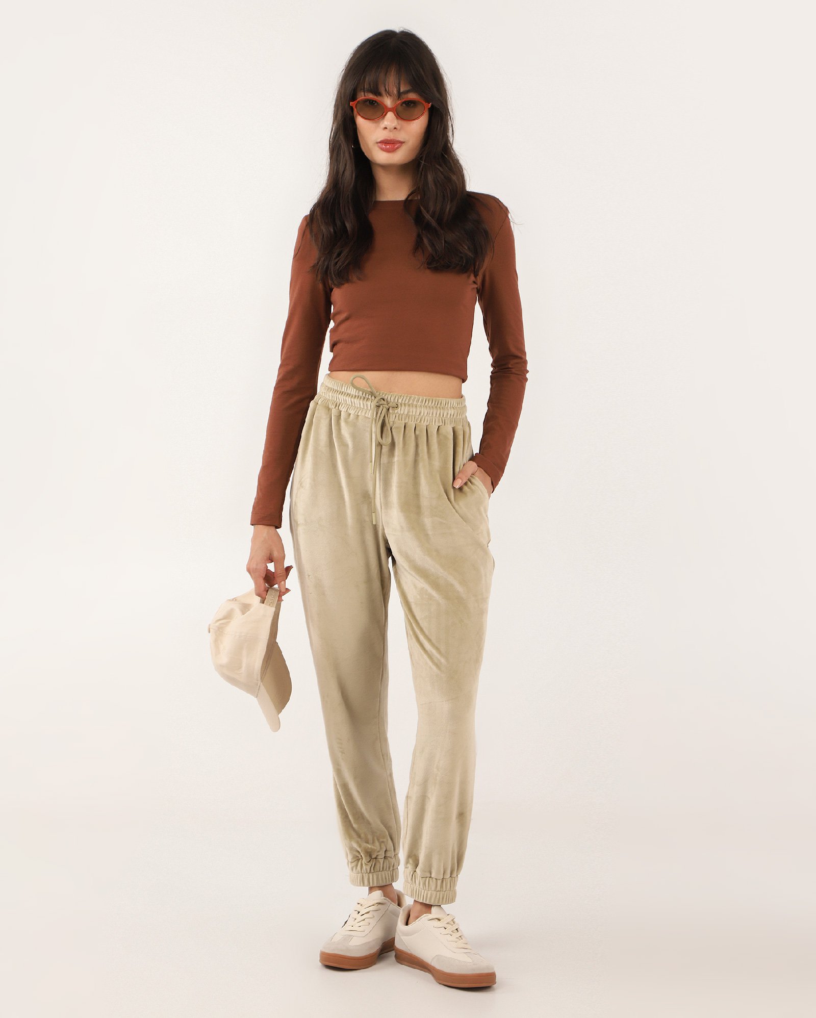 Calça feminina jogger Ellen veludo - Verde Musgo | Pool Basics