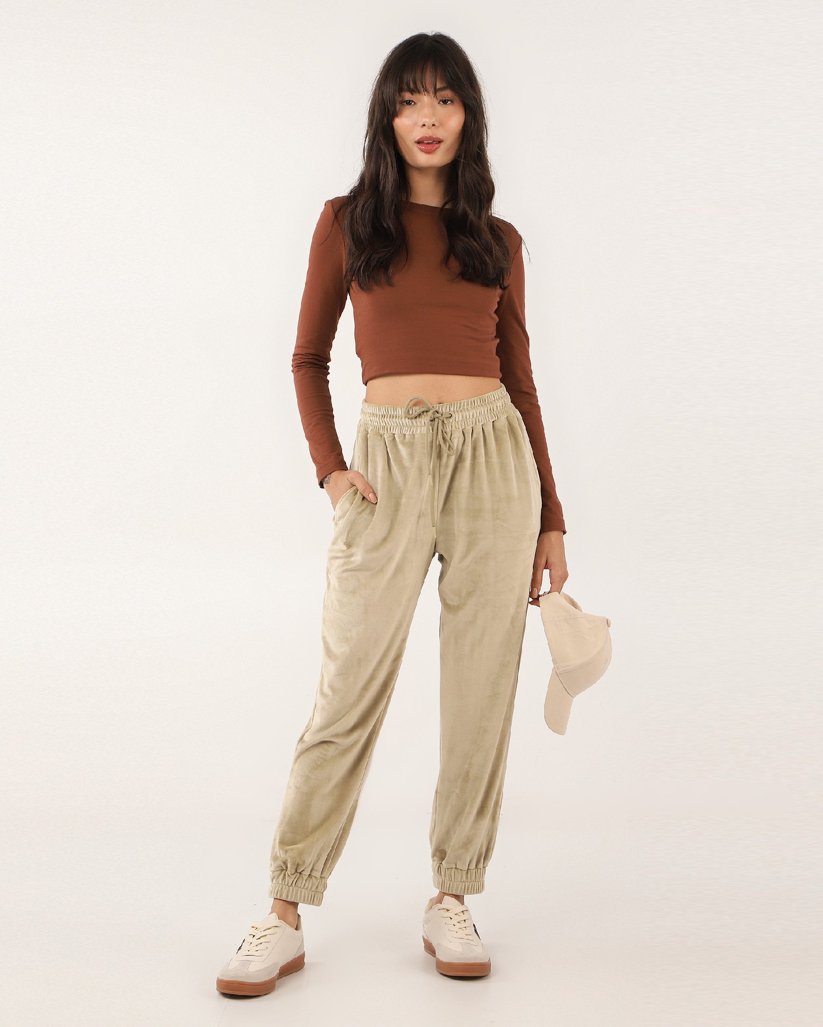 Calça feminina jogger Ellen veludo - Verde Musgo | Pool Basics