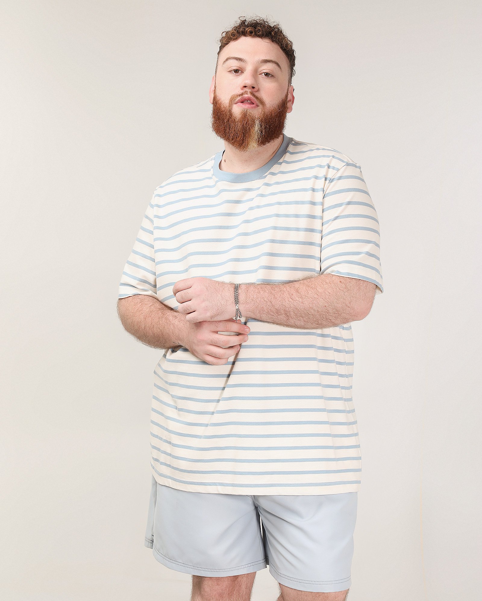 Bermuda plus size masculina padrão color block - Azul Claro