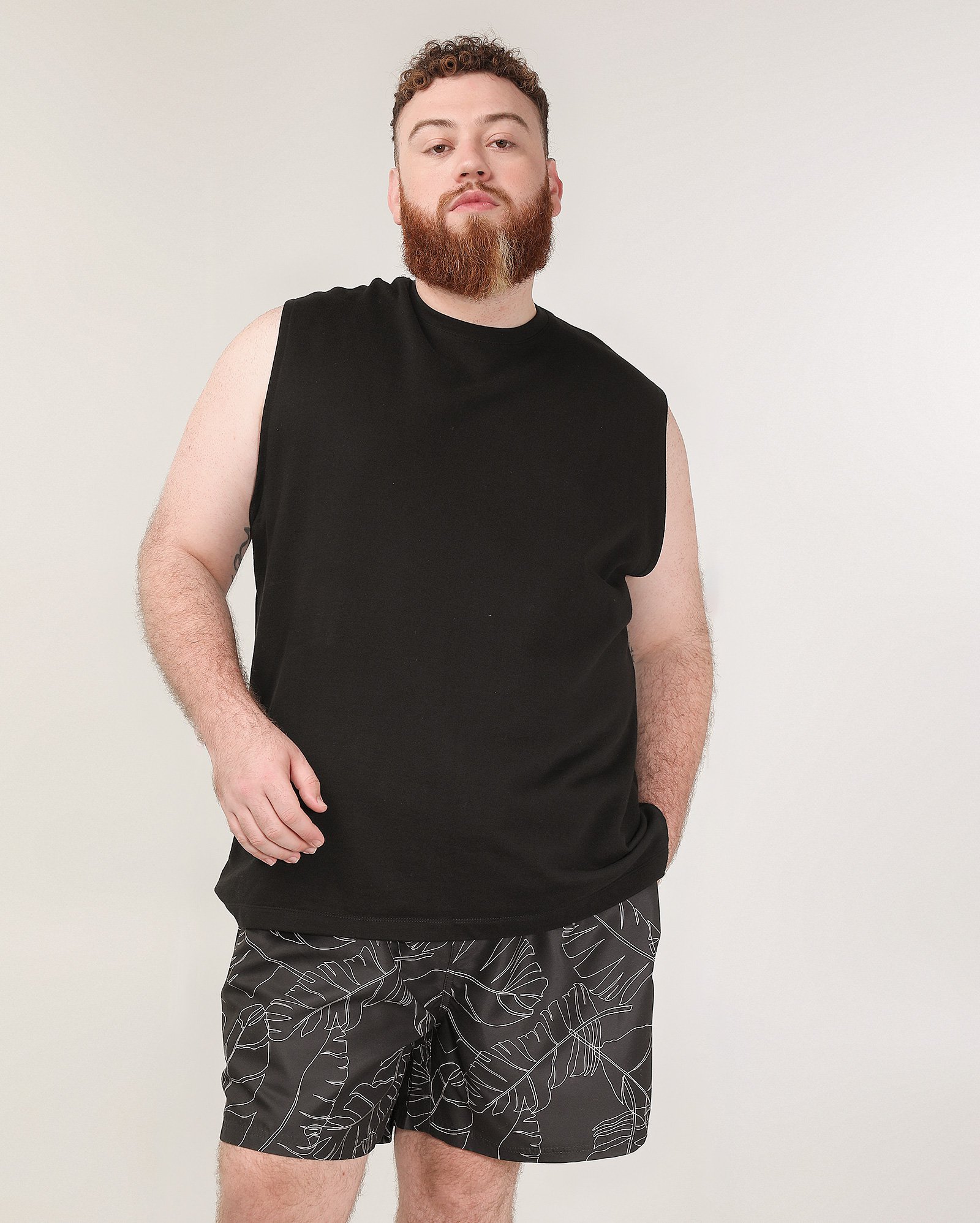 Short água plus size masculino coqueiros - Preto | Original Plus by Riachuelo