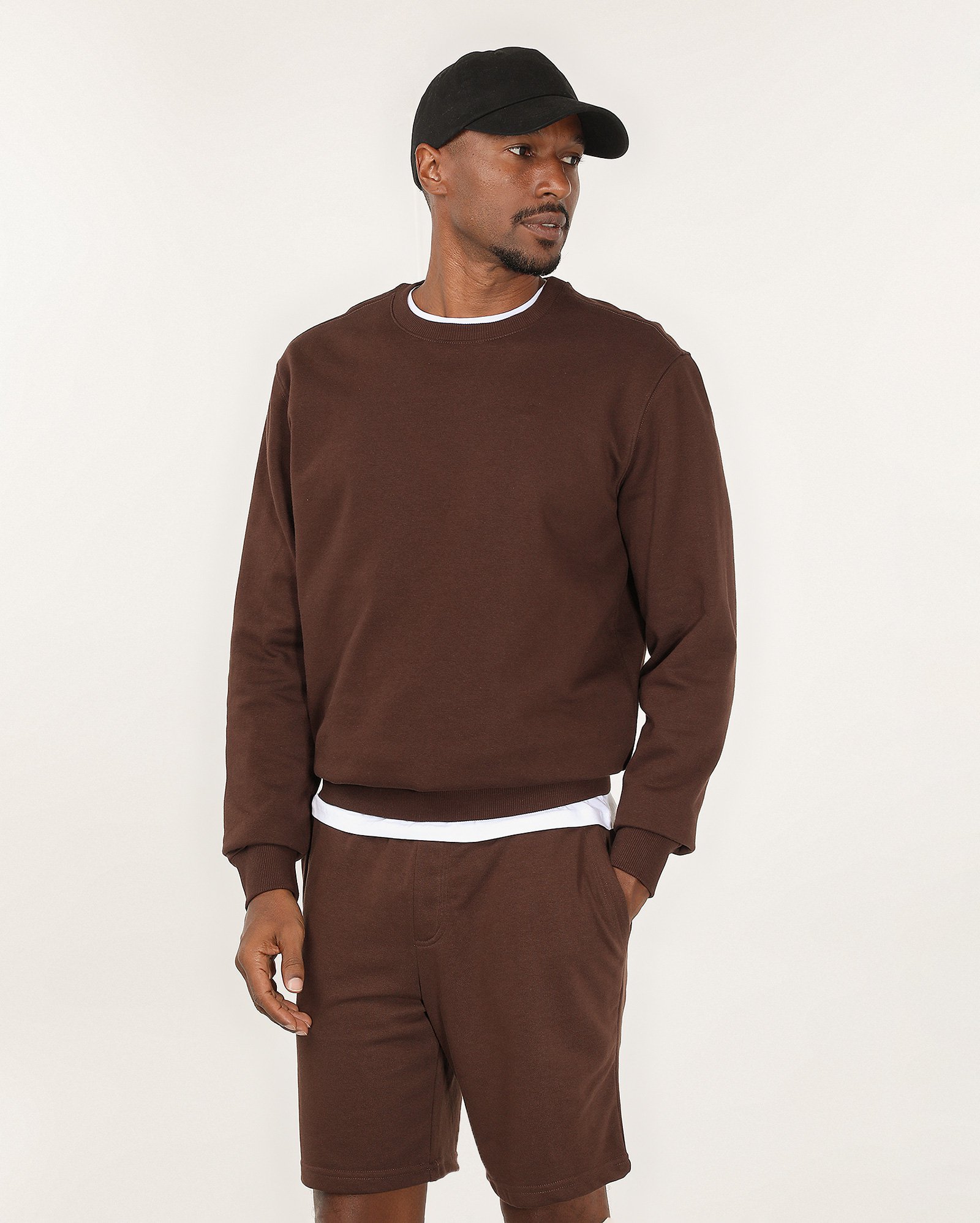Bermuda de moletom masculina com cordão - Marrom
