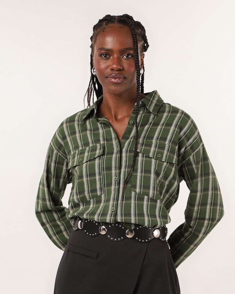 Riachuelo Camisa feminina overshirt xadrez tartan com bolsos
