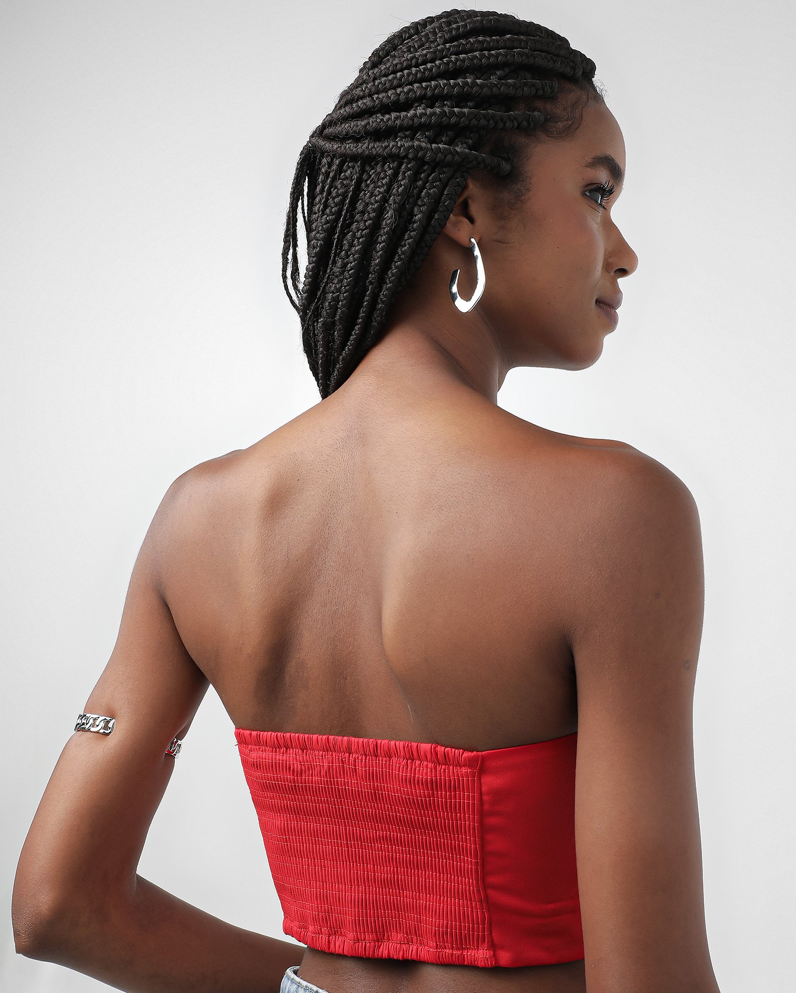 Top strapless com lastex posterior vermelho | Pool — foto 4