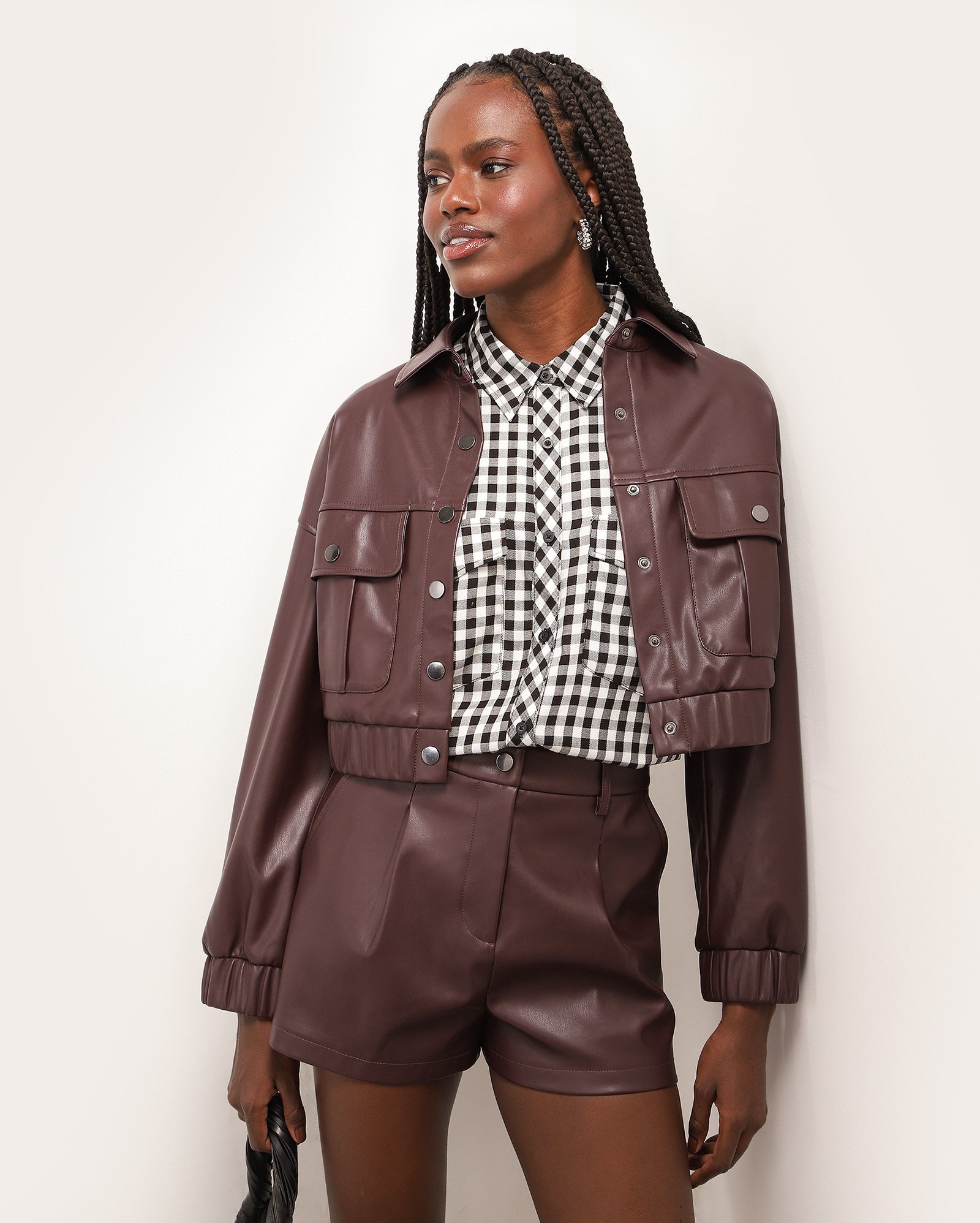 Camisa feminina overshirt xadrez vichy com bolsos - Branco | Pool