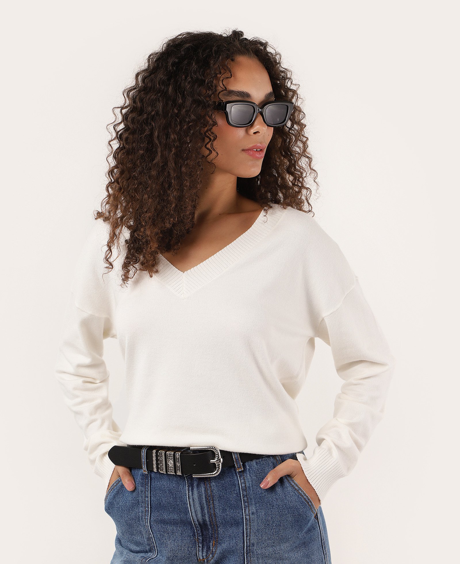 Suéter feminino tricot decote V Martina - Branco | Pool Basics