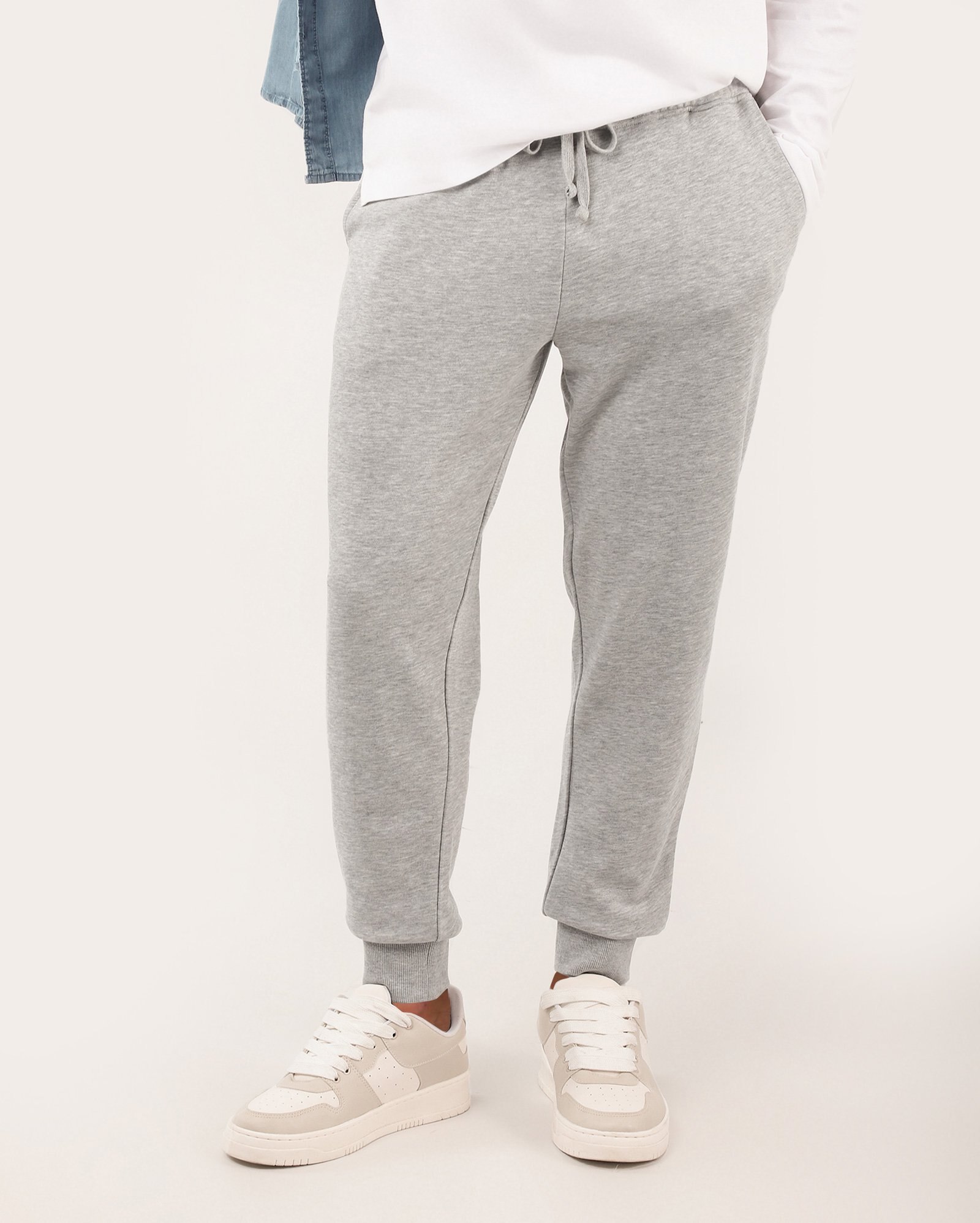 Calça de moletom masculina jogger cós elástico e amarração cinza | Pool Basics